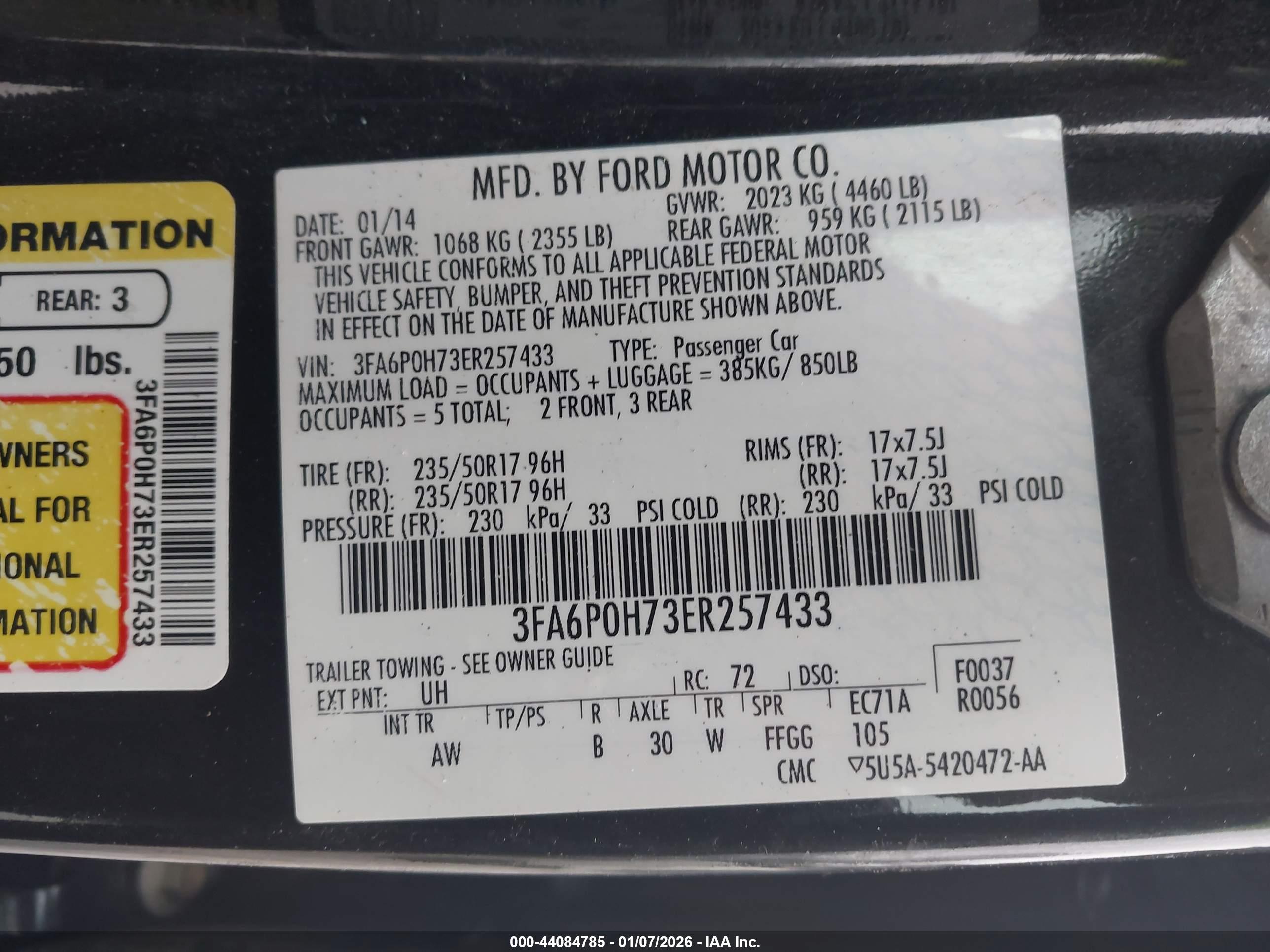 FORD FUSION image 9