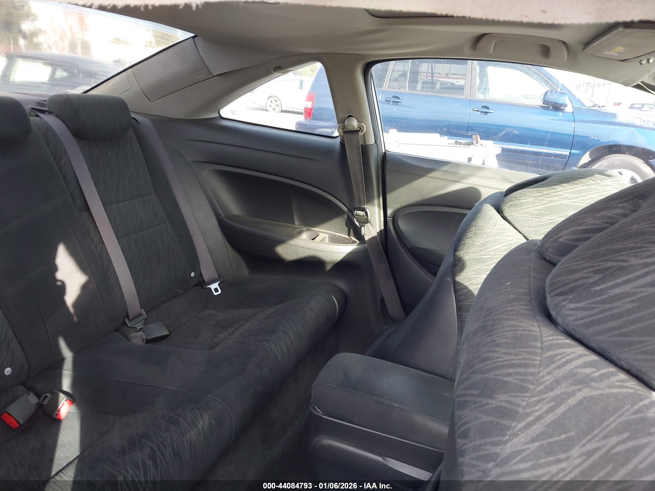 HONDA CIVIC image 8