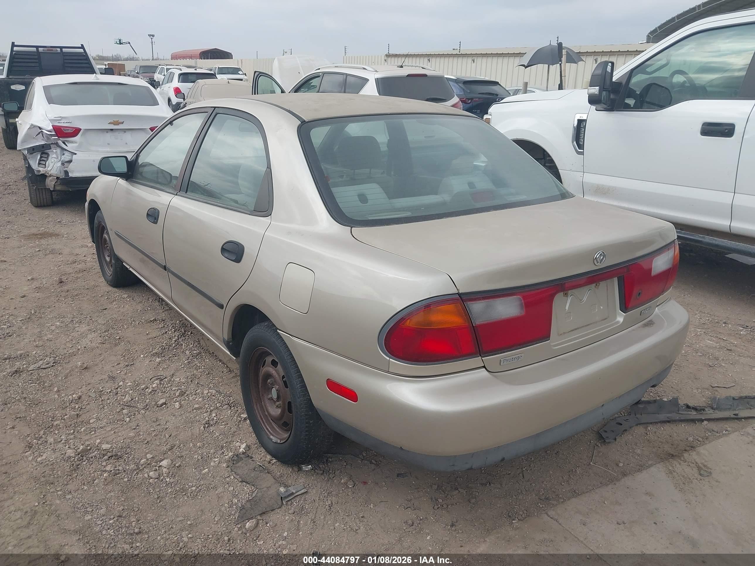 MAZDA PROTEGE image 3