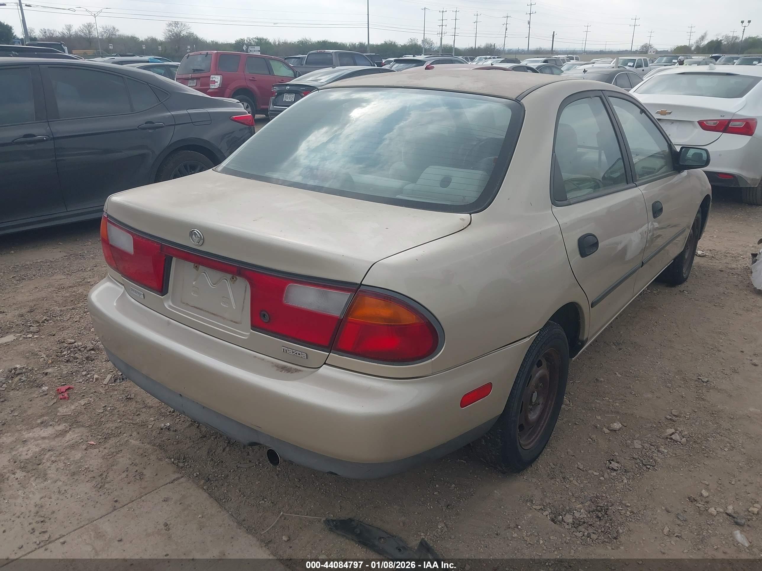 MAZDA PROTEGE image 4