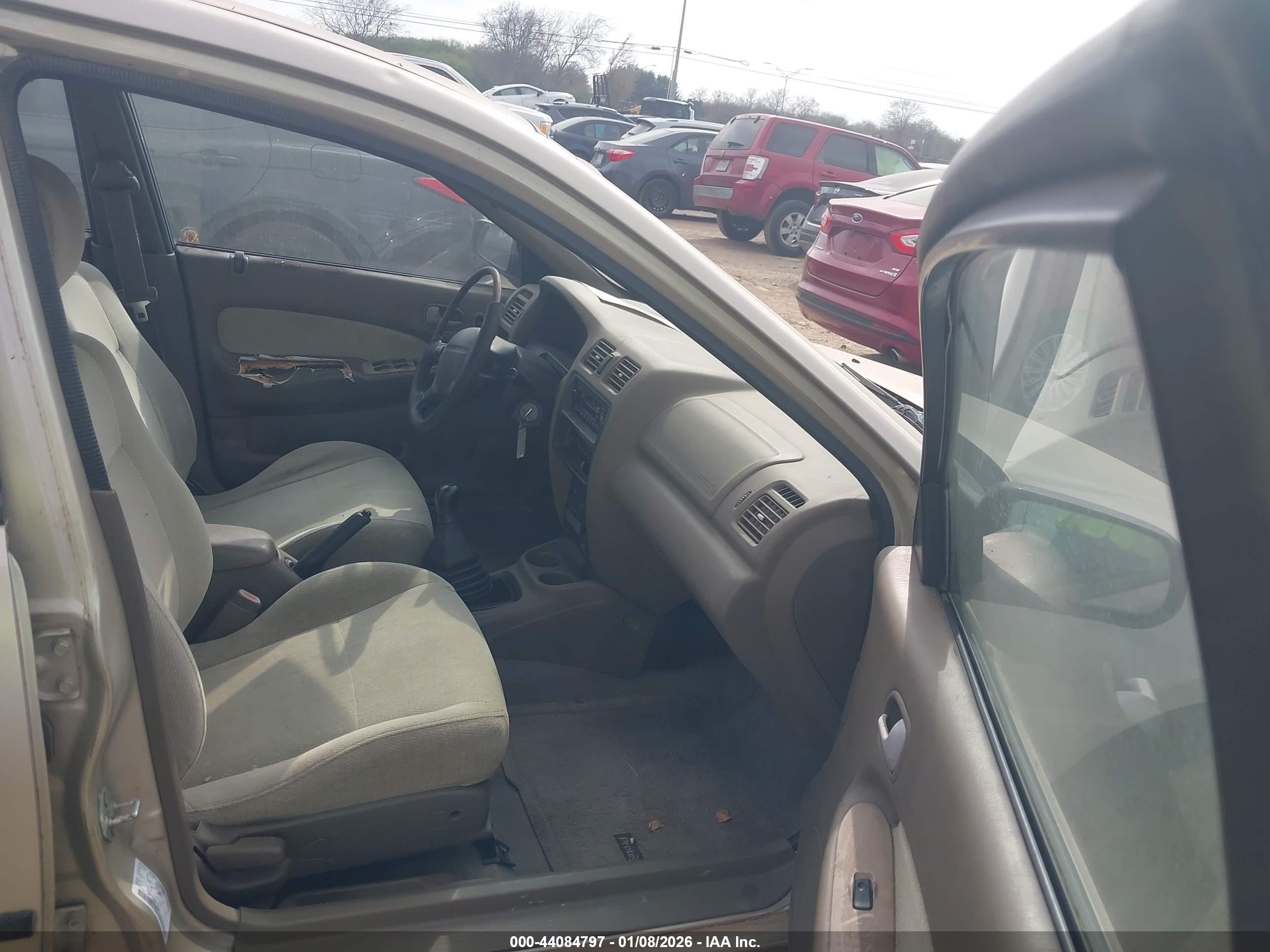 MAZDA PROTEGE image 5