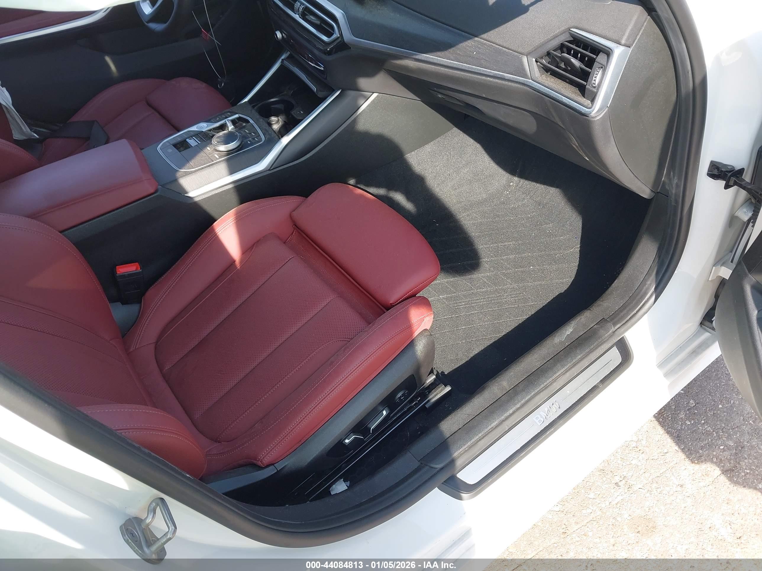 BMW 330I image 5