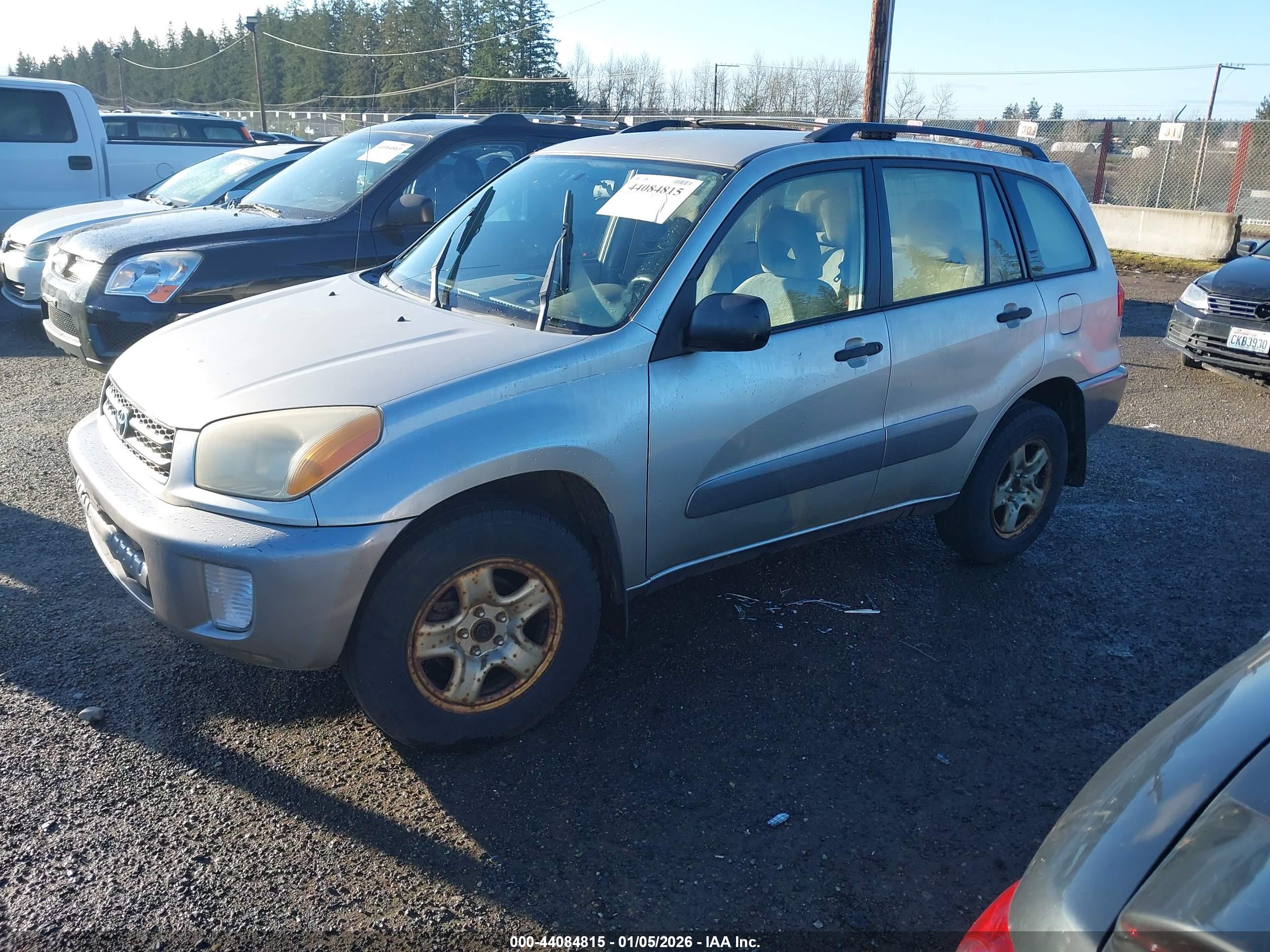 TOYOTA RAV4 image 2