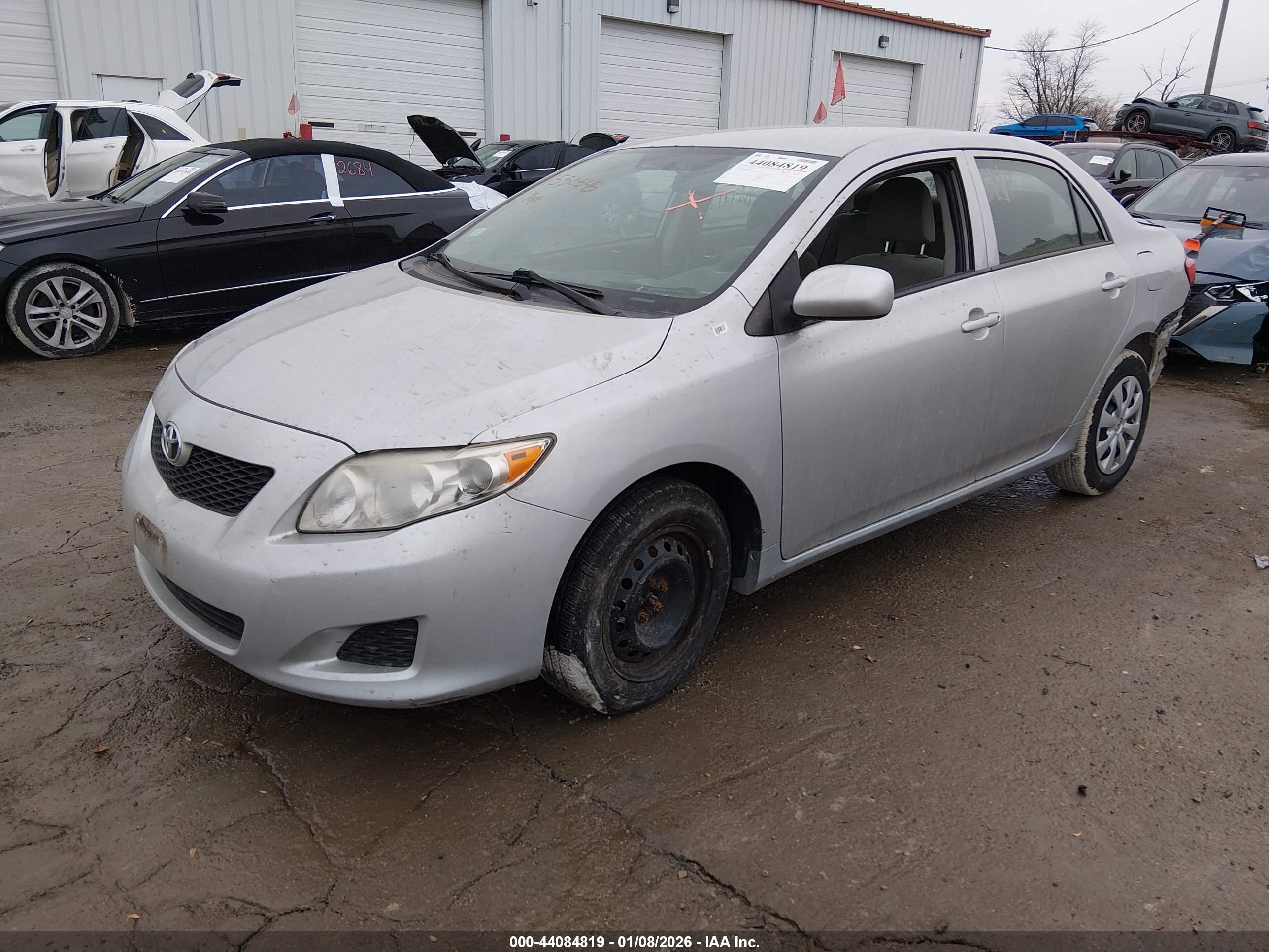 TOYOTA COROLLA image 2