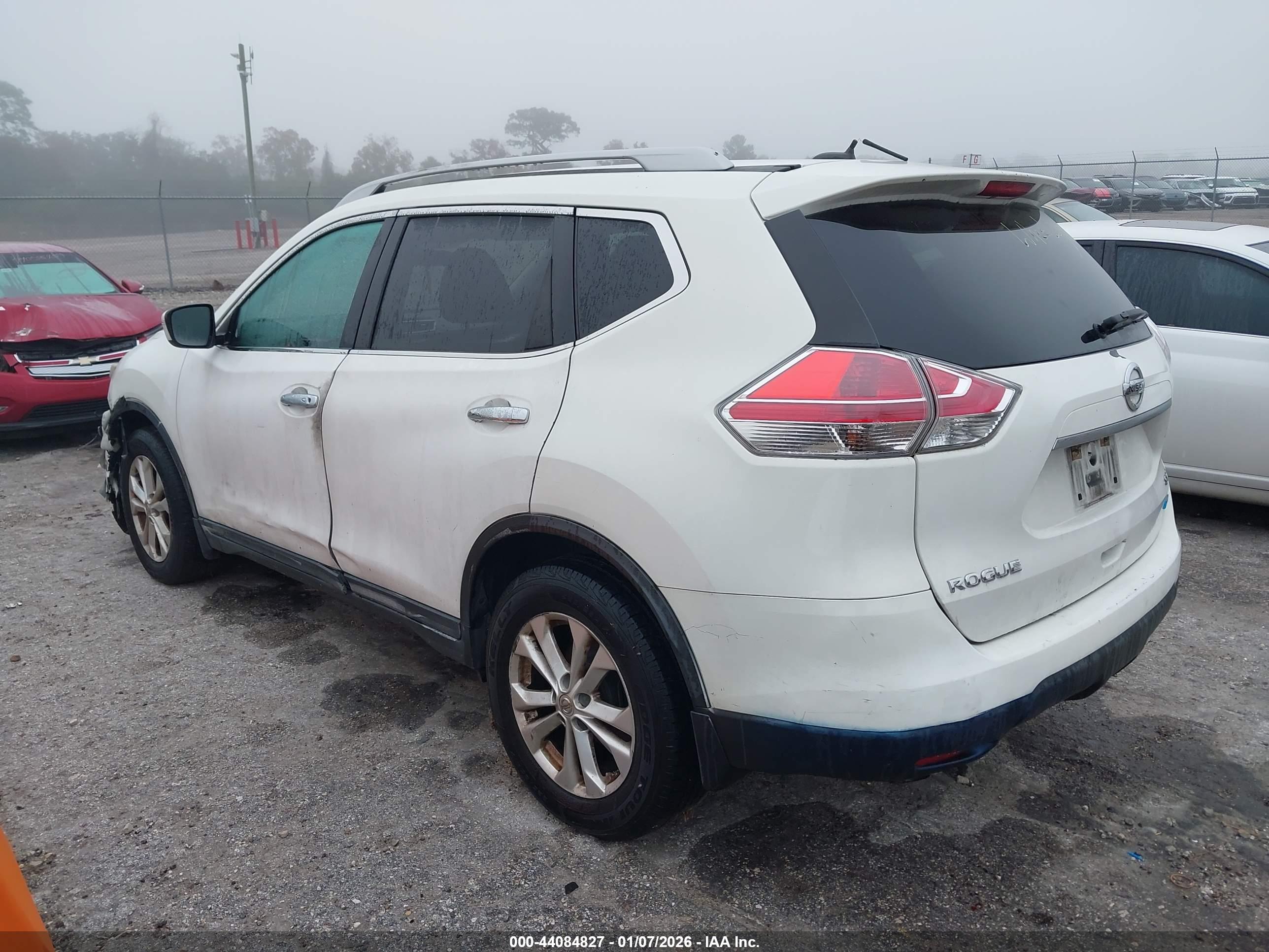 NISSAN ROGUE image 3
