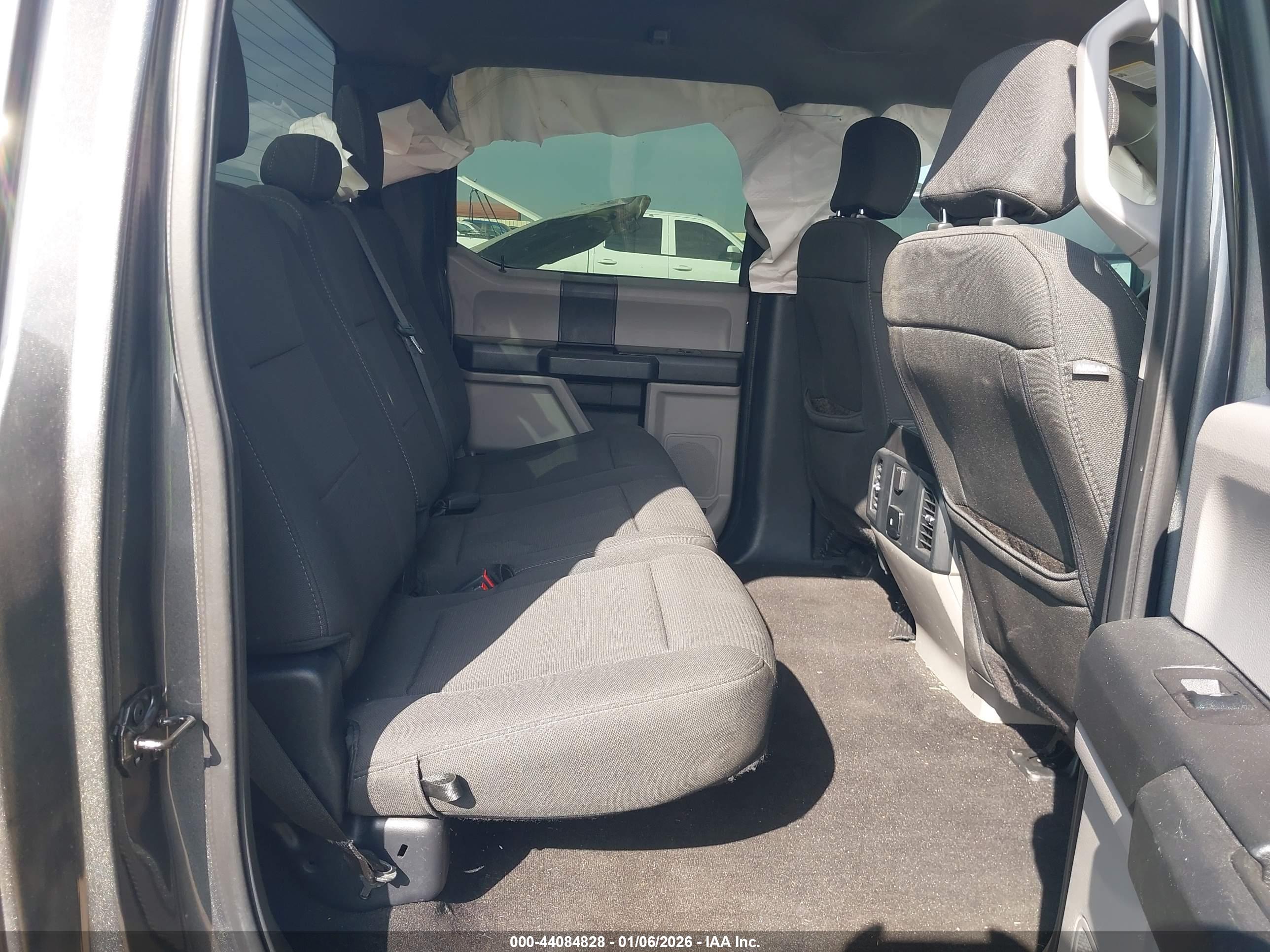 FORD F-150 image 8