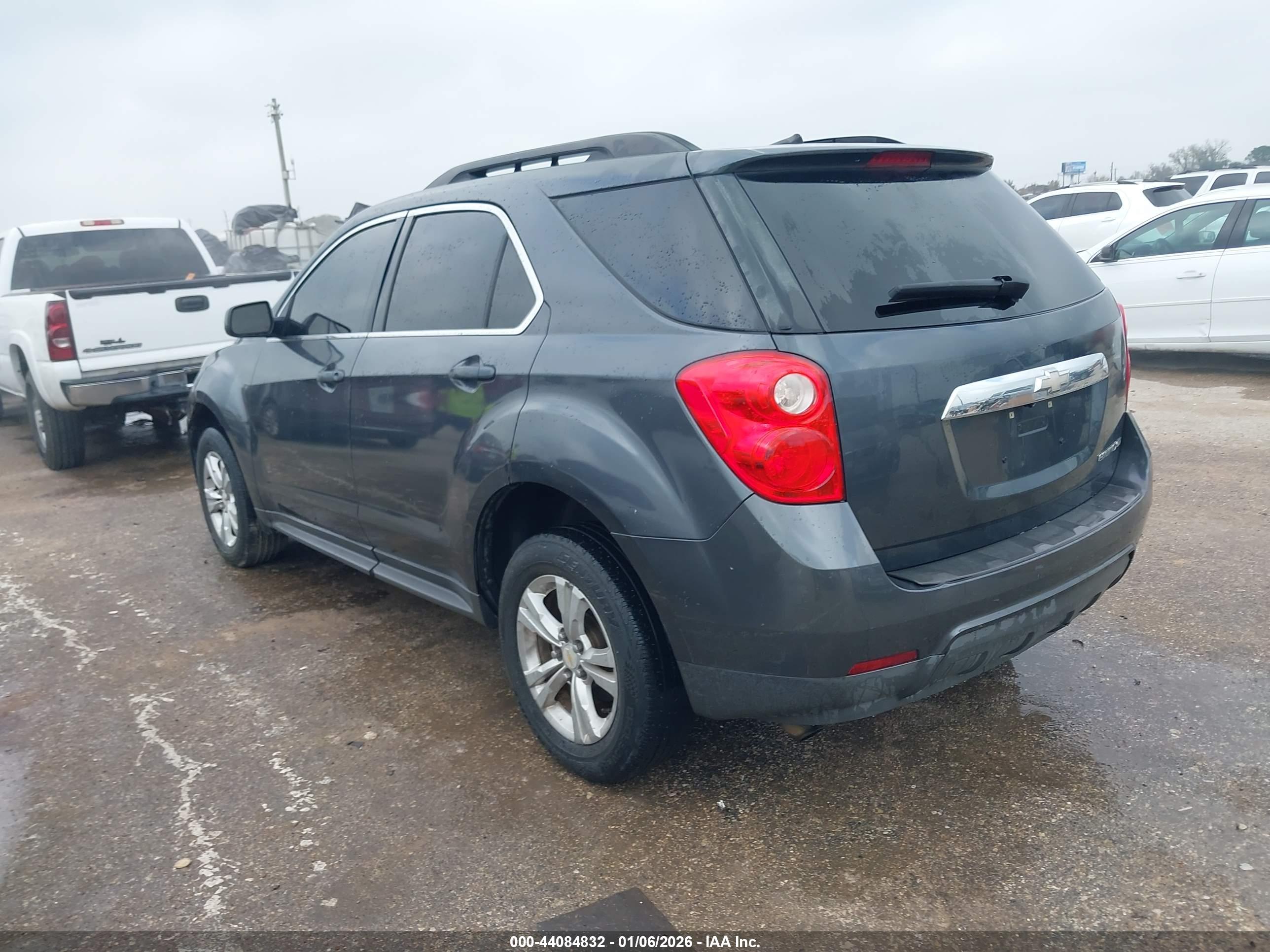CHEVROLET EQUINOX image 3