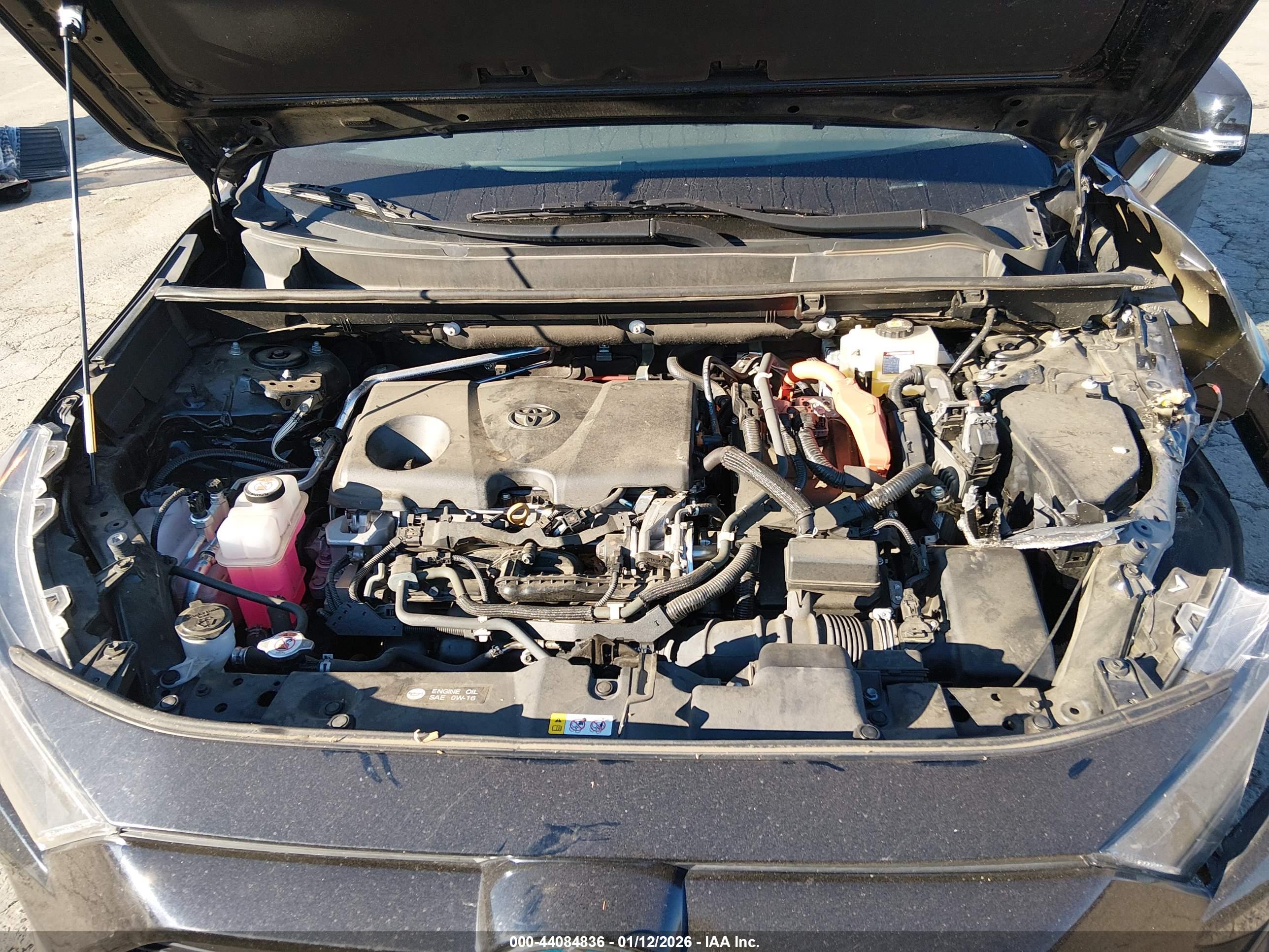 TOYOTA RAV4 image 10
