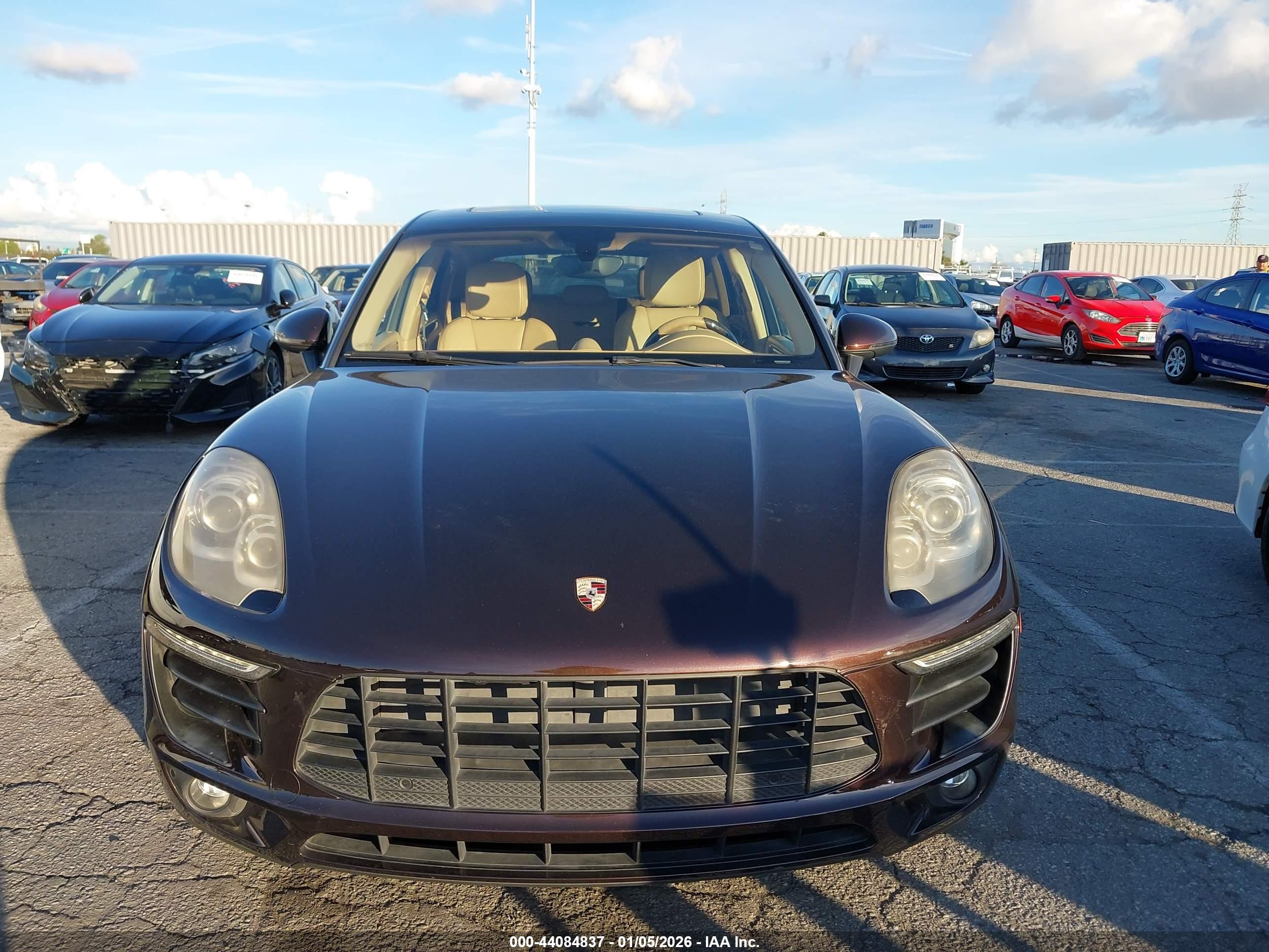 PORSCHE MACAN image 6