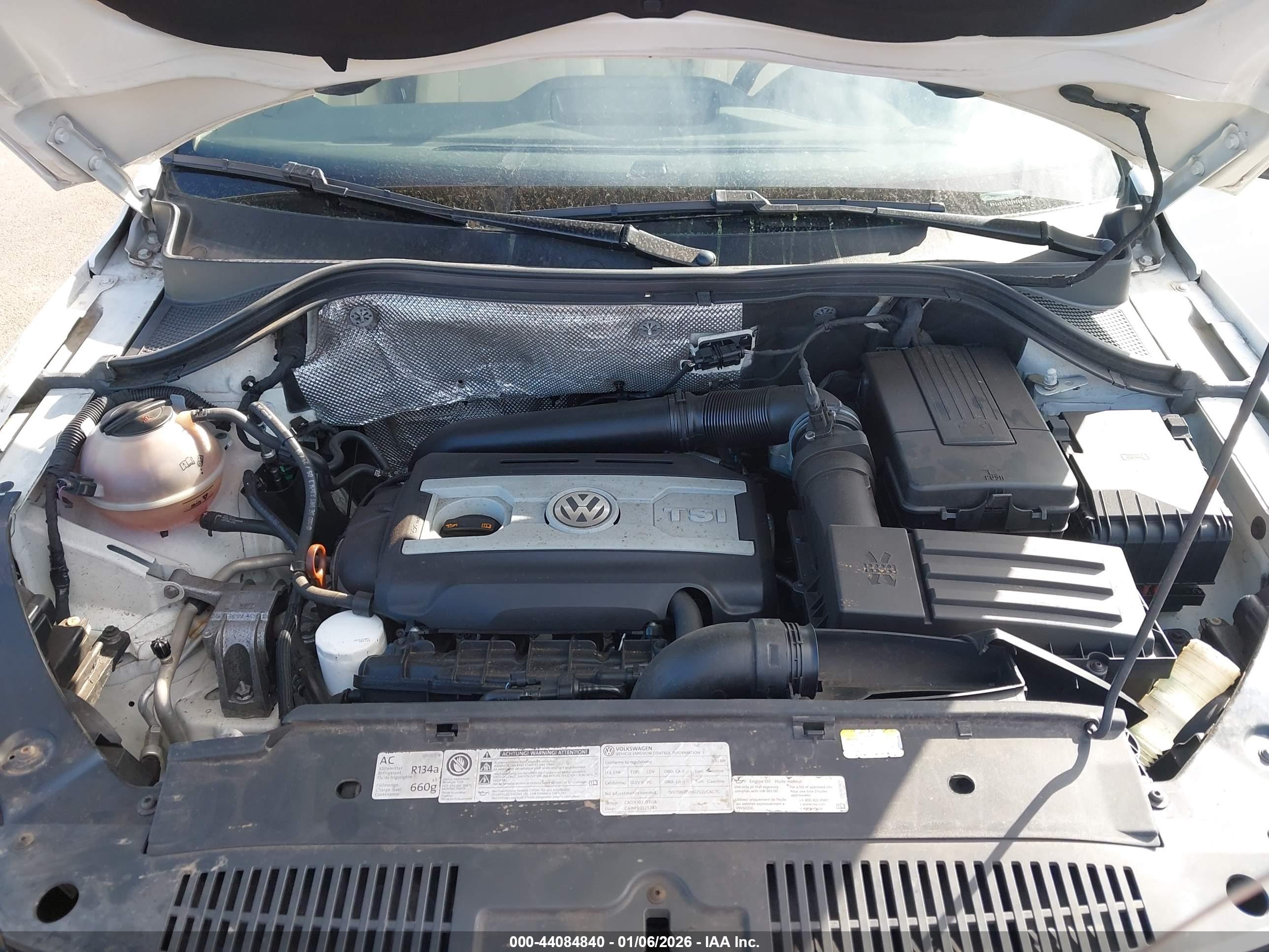 VOLKSWAGEN TIGUAN image 10