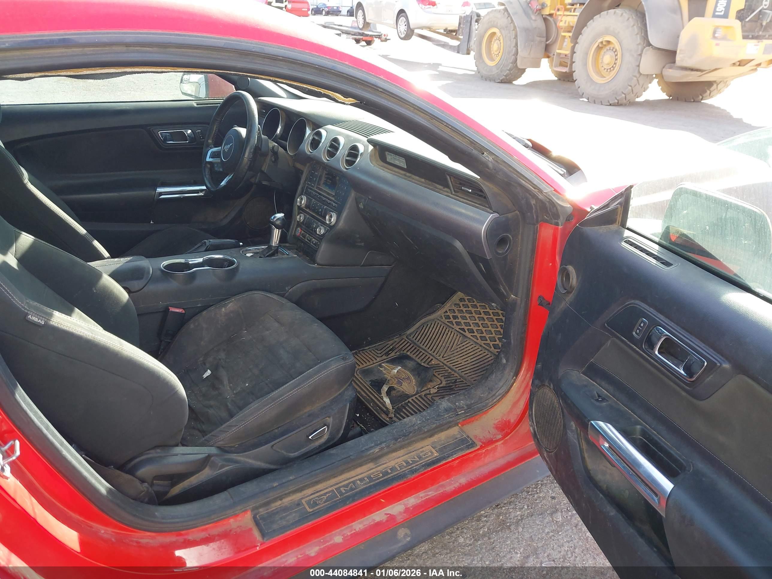 FORD MUSTANG image 5