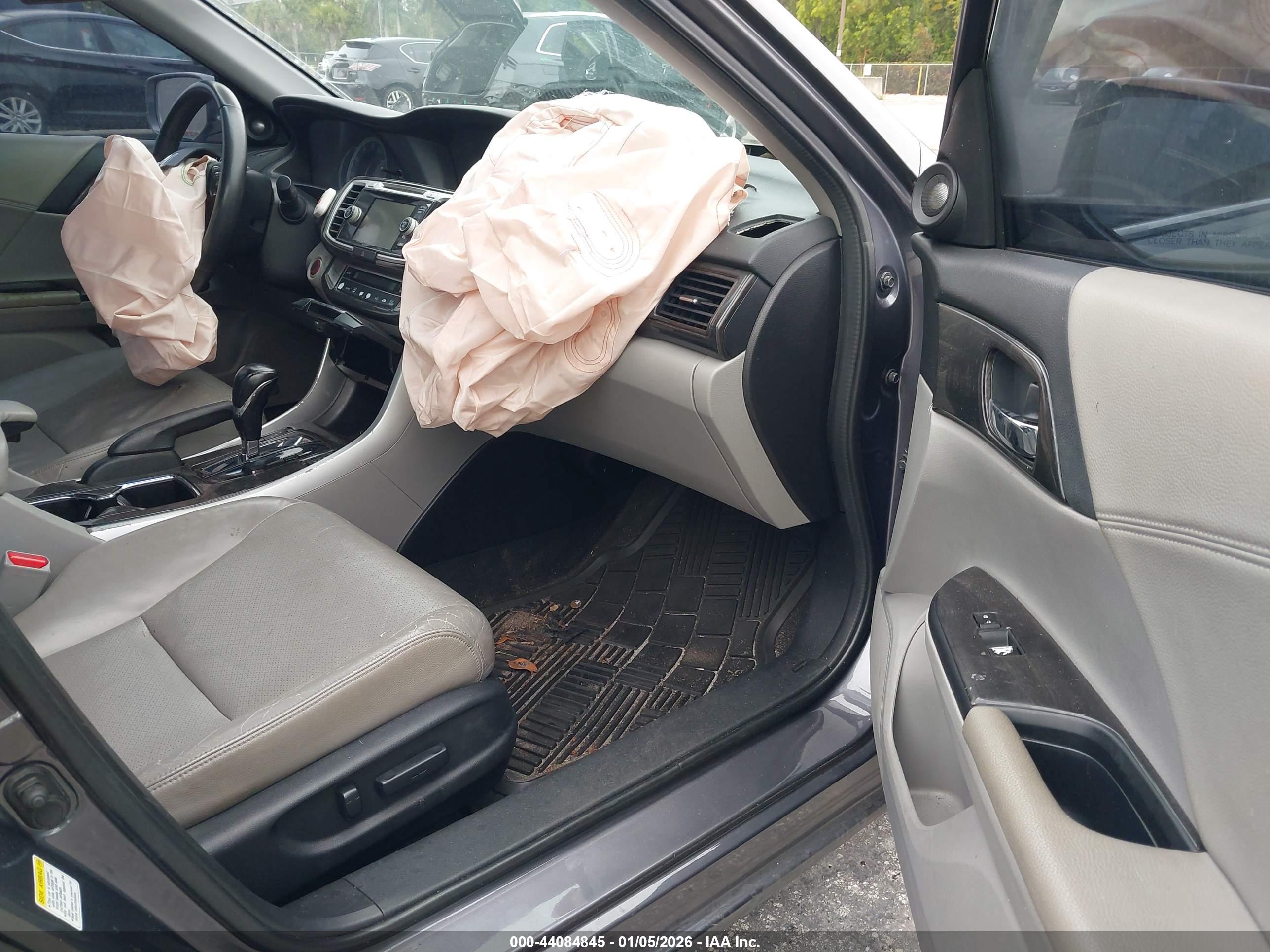 HONDA ACCORD image 5