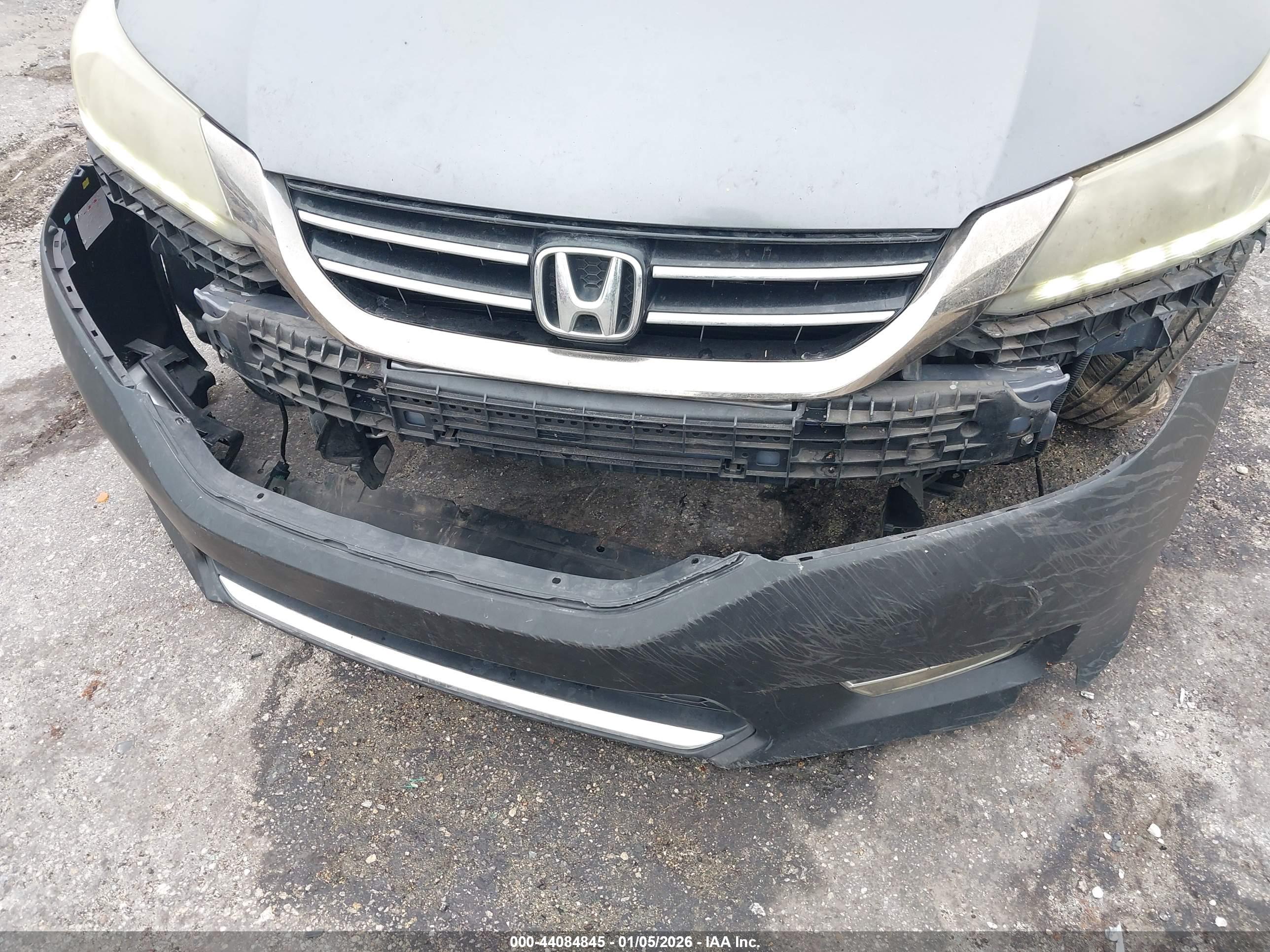 HONDA ACCORD image 6