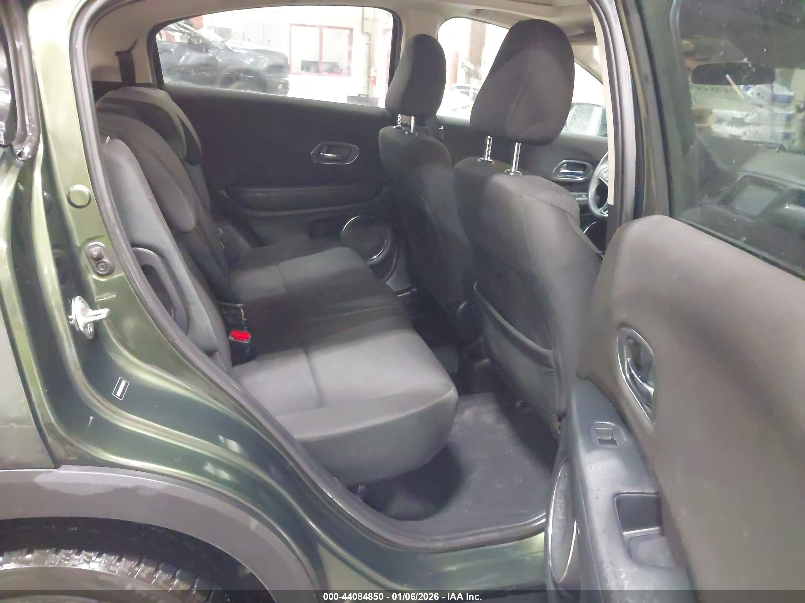 HONDA HR-V image 8