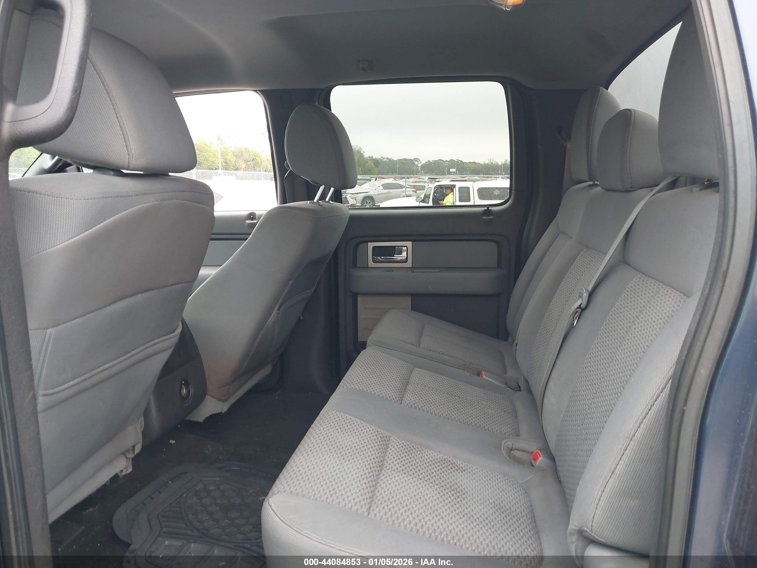 FORD F-150 image 8