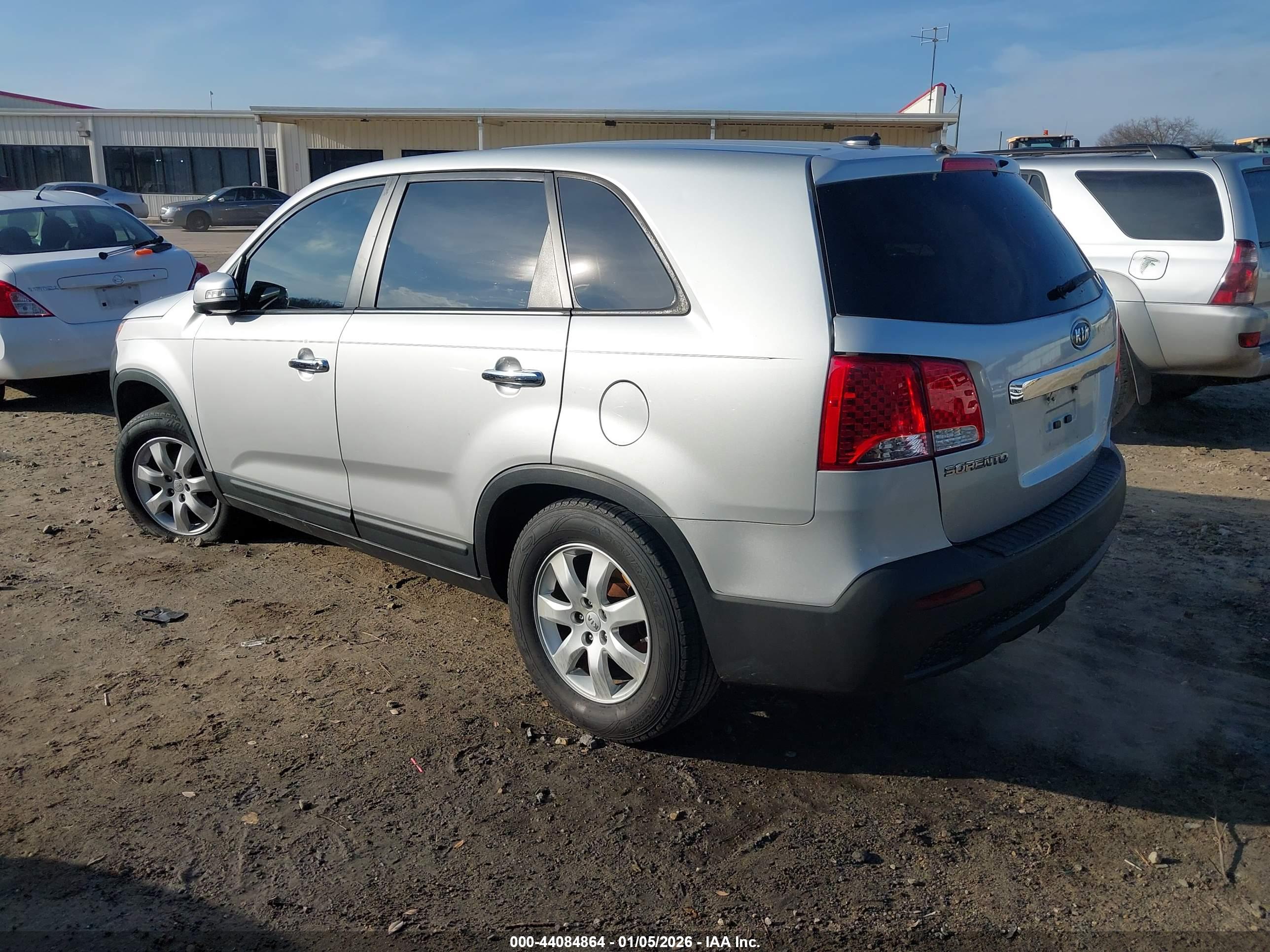 KIA SORENTO image 3