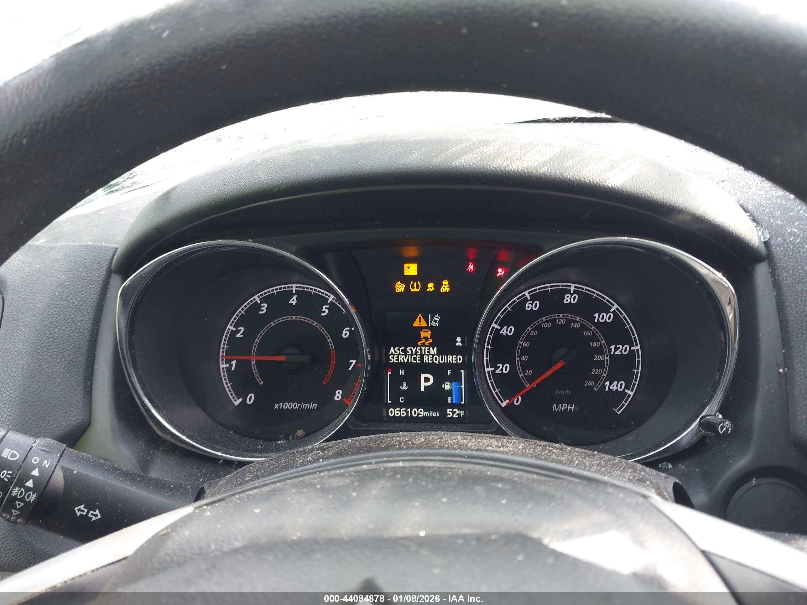 MITSUBISHI OUTLANDER image 7