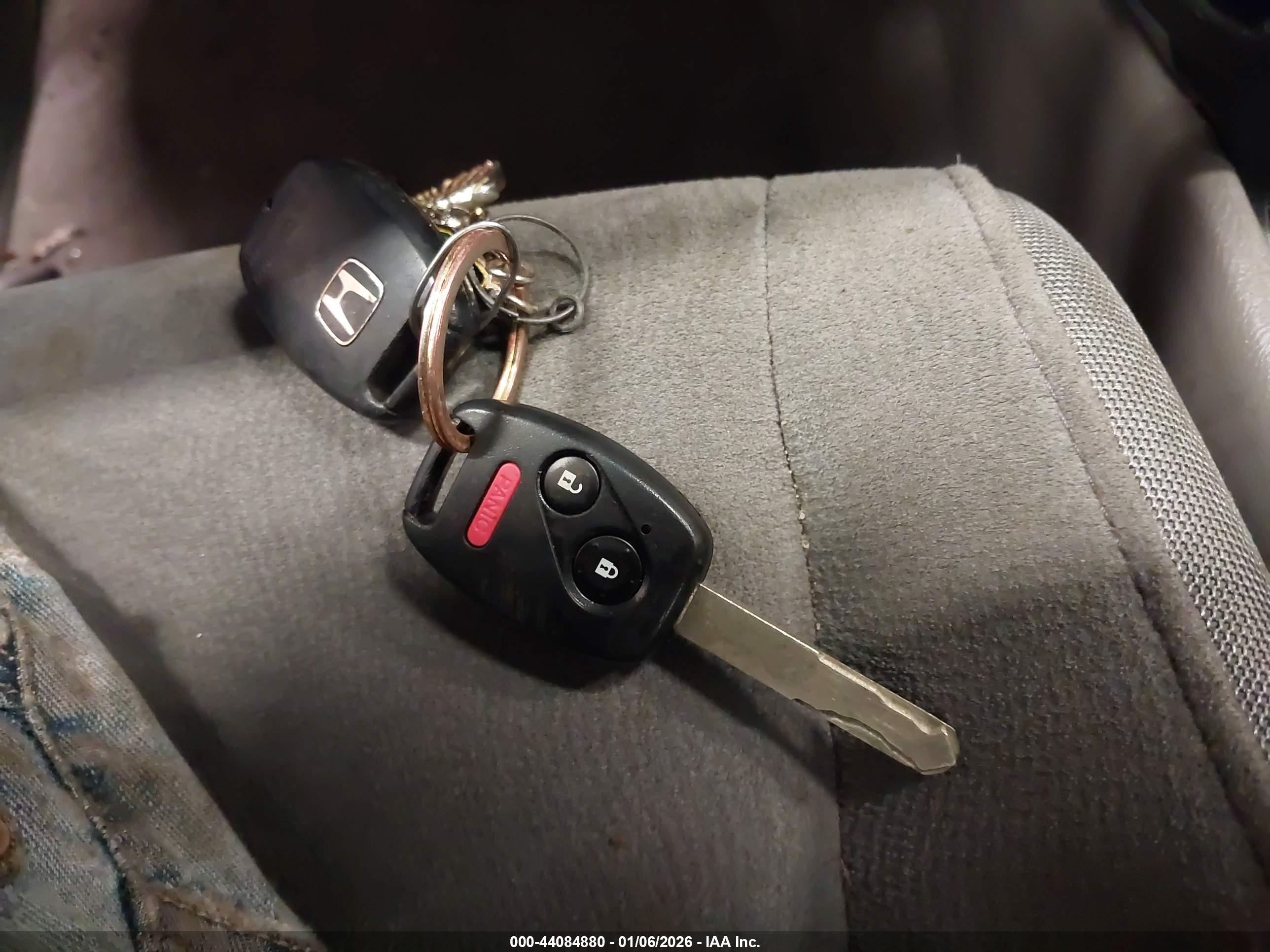 HONDA CIVIC image 11