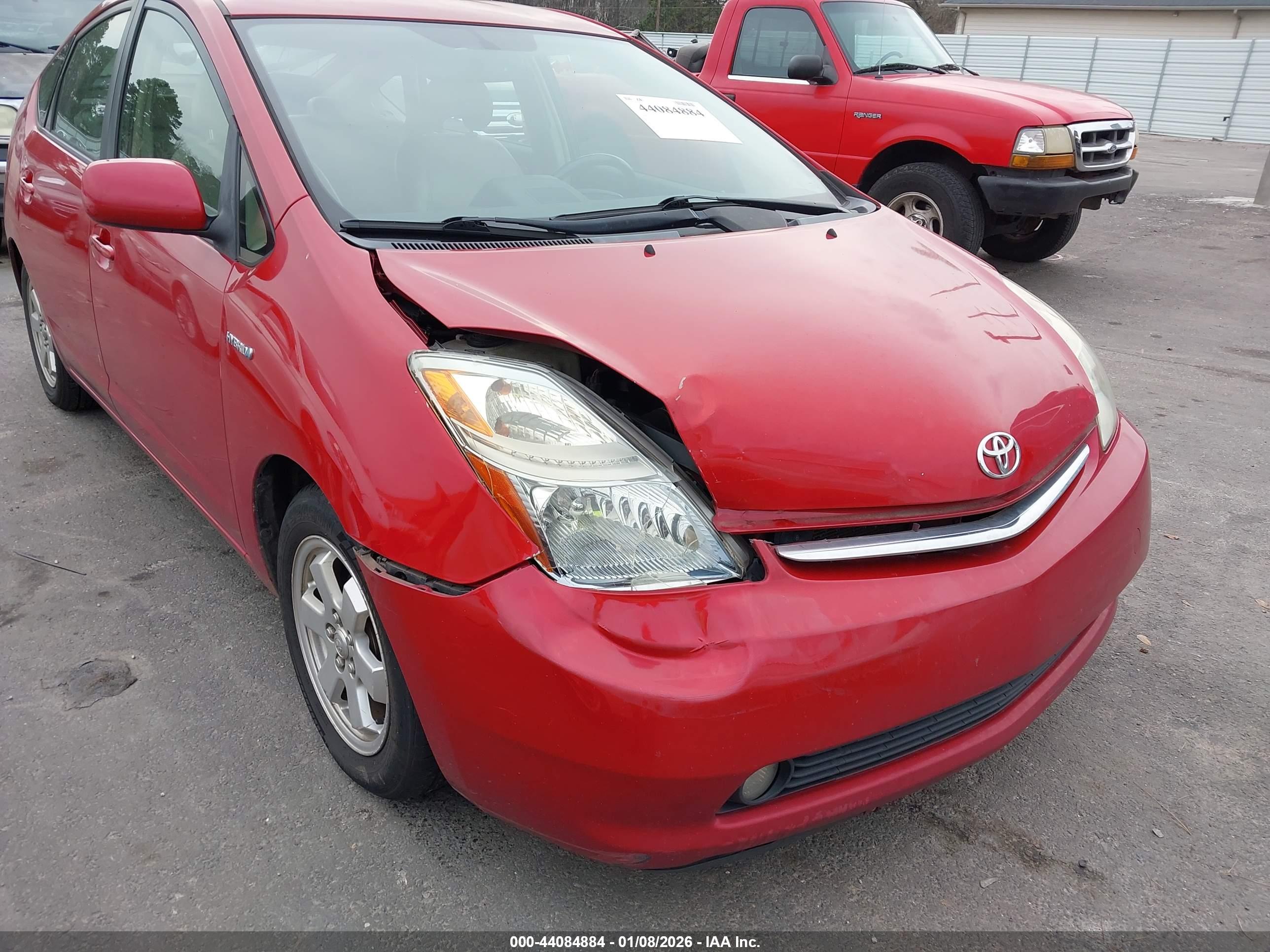 TOYOTA PRIUS image 6