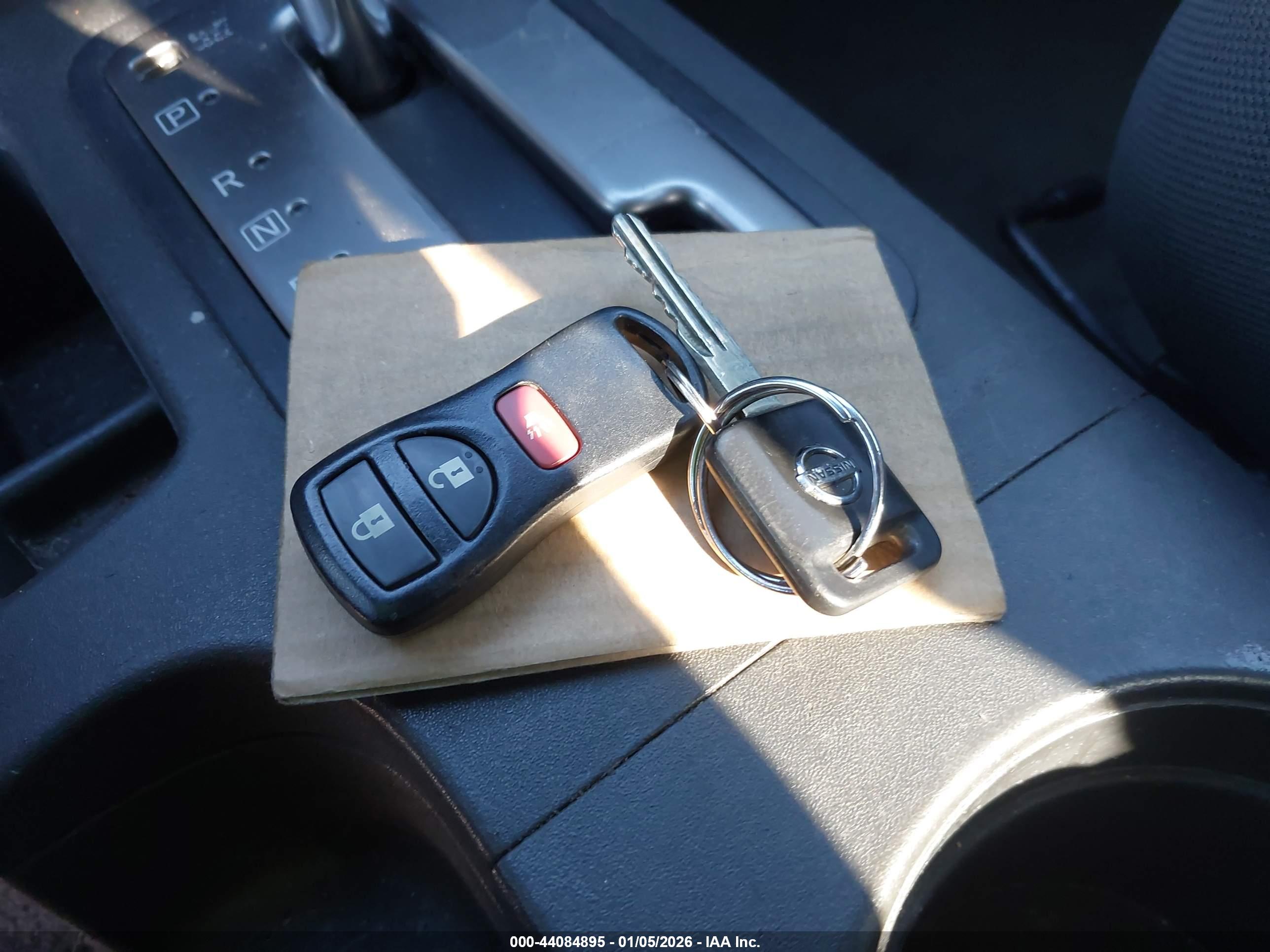 NISSAN FRONTIER image 11