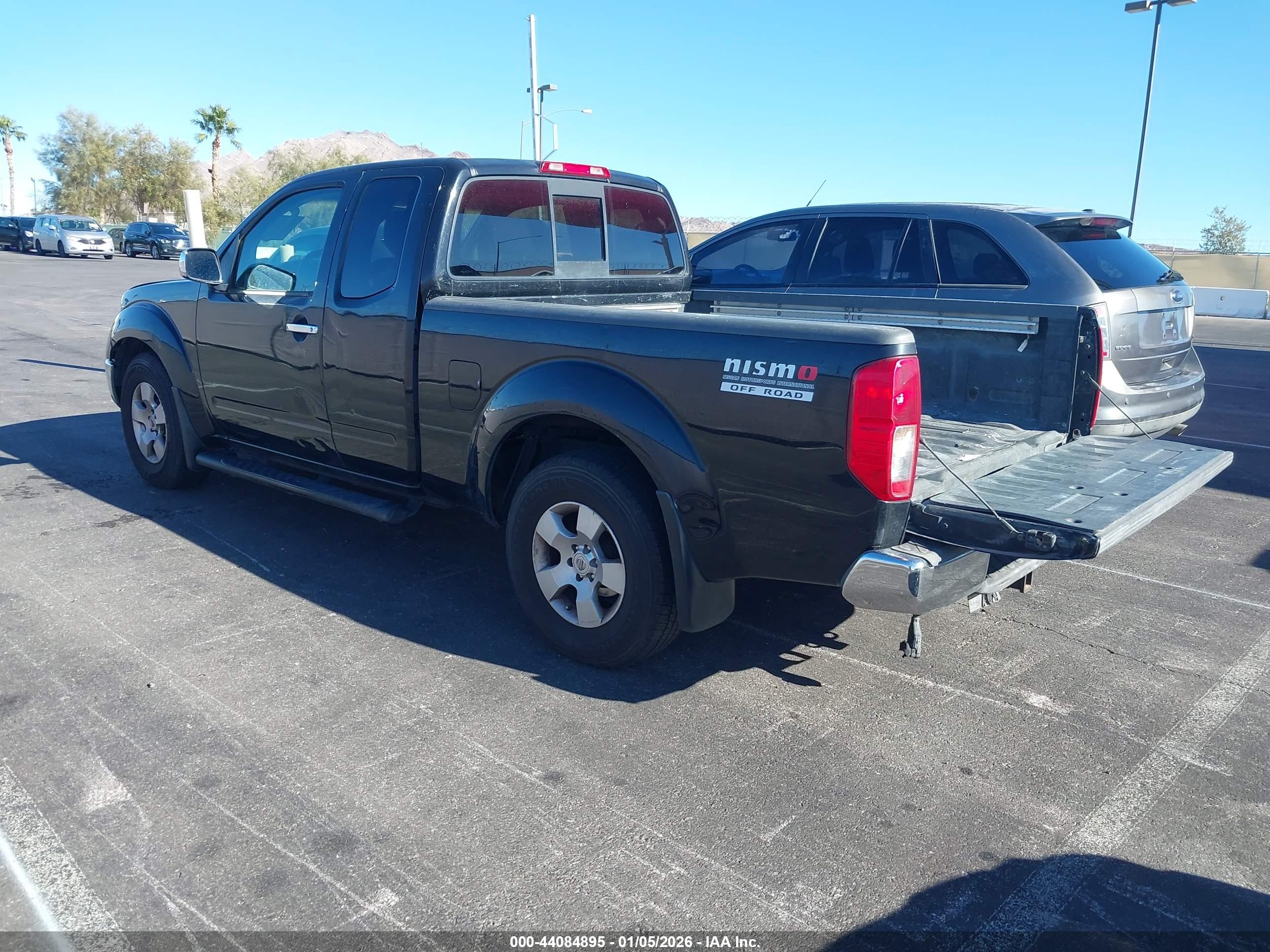 NISSAN FRONTIER image 3