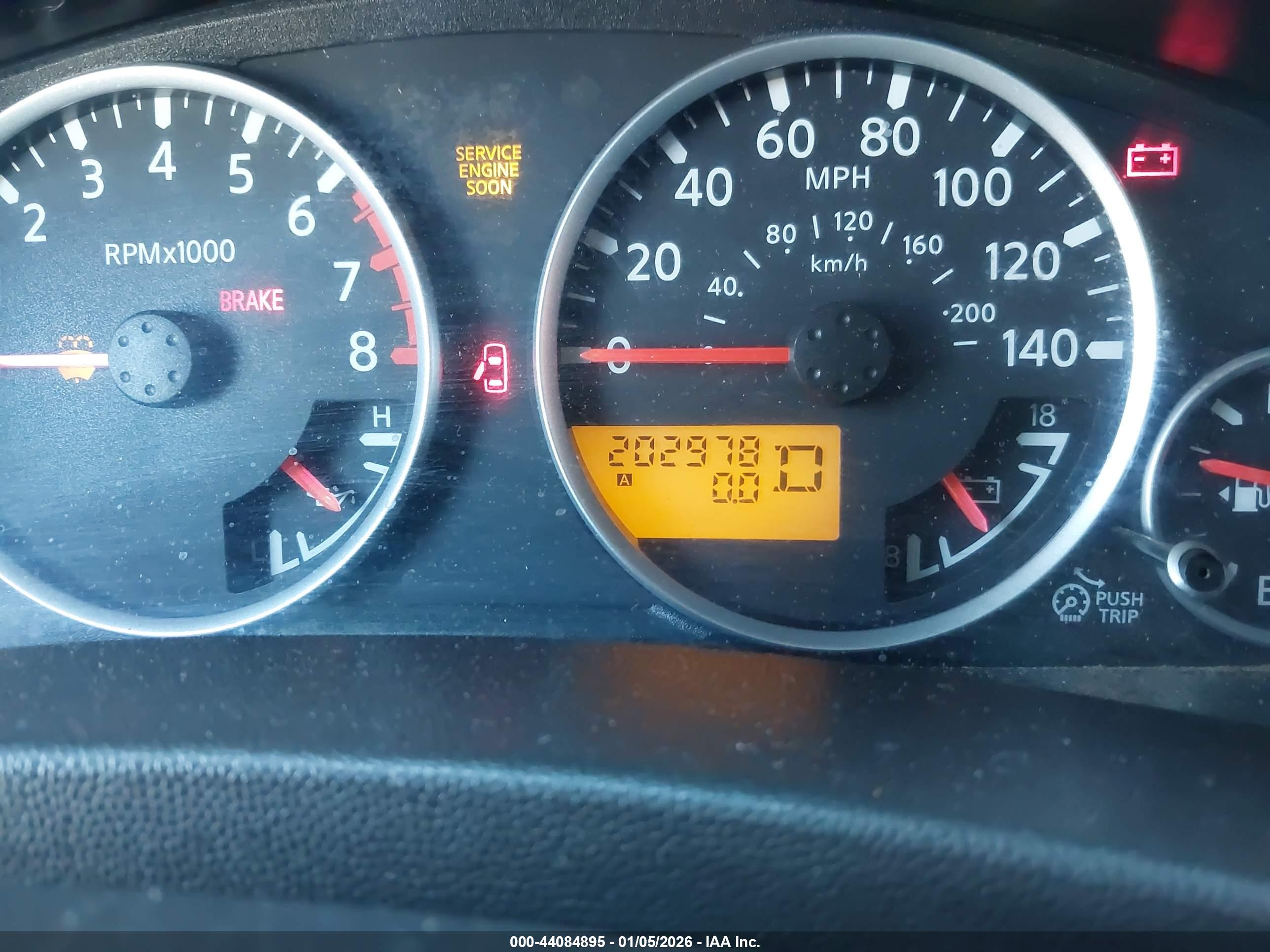 NISSAN FRONTIER image 7