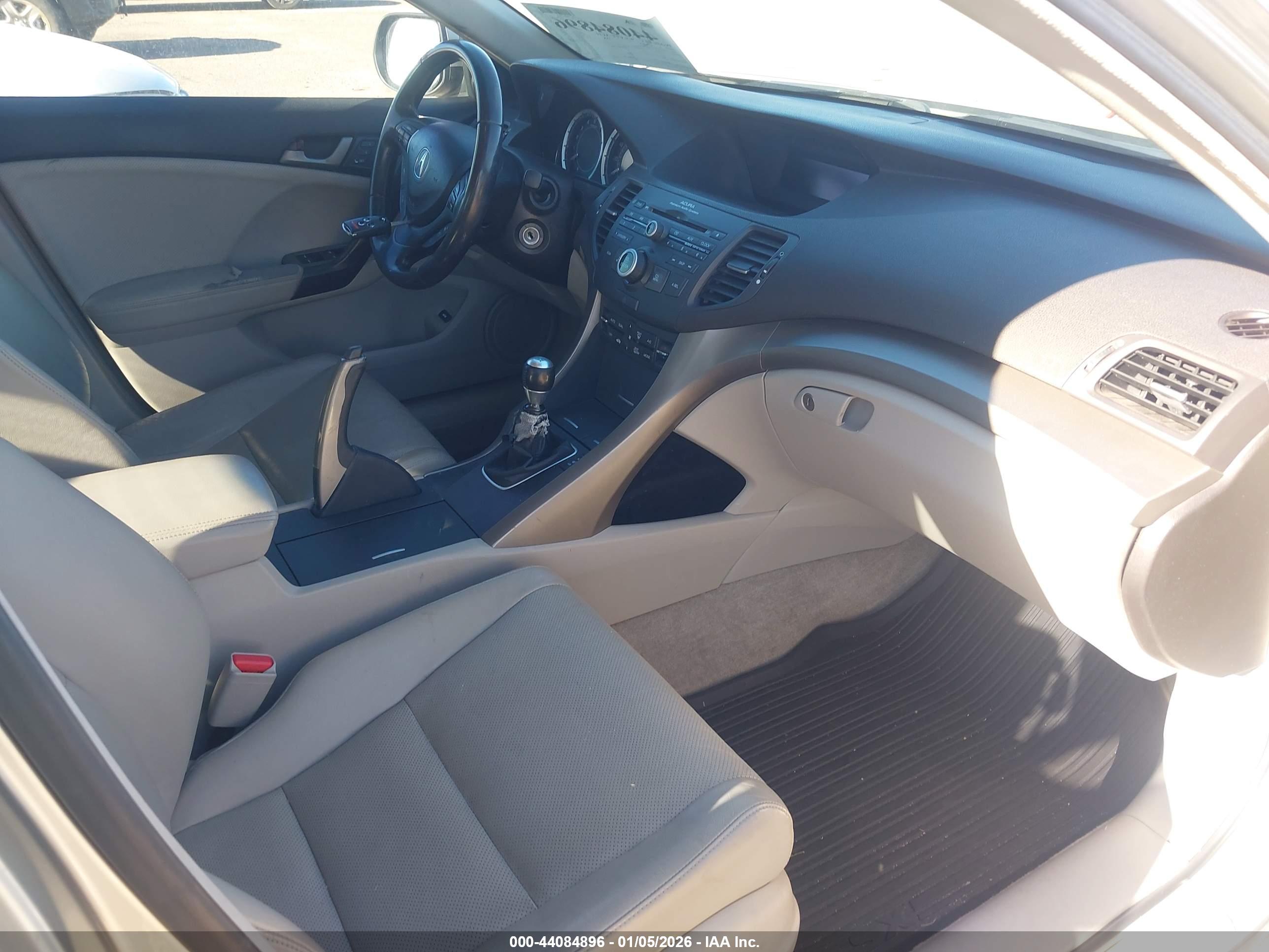ACURA TSX image 5