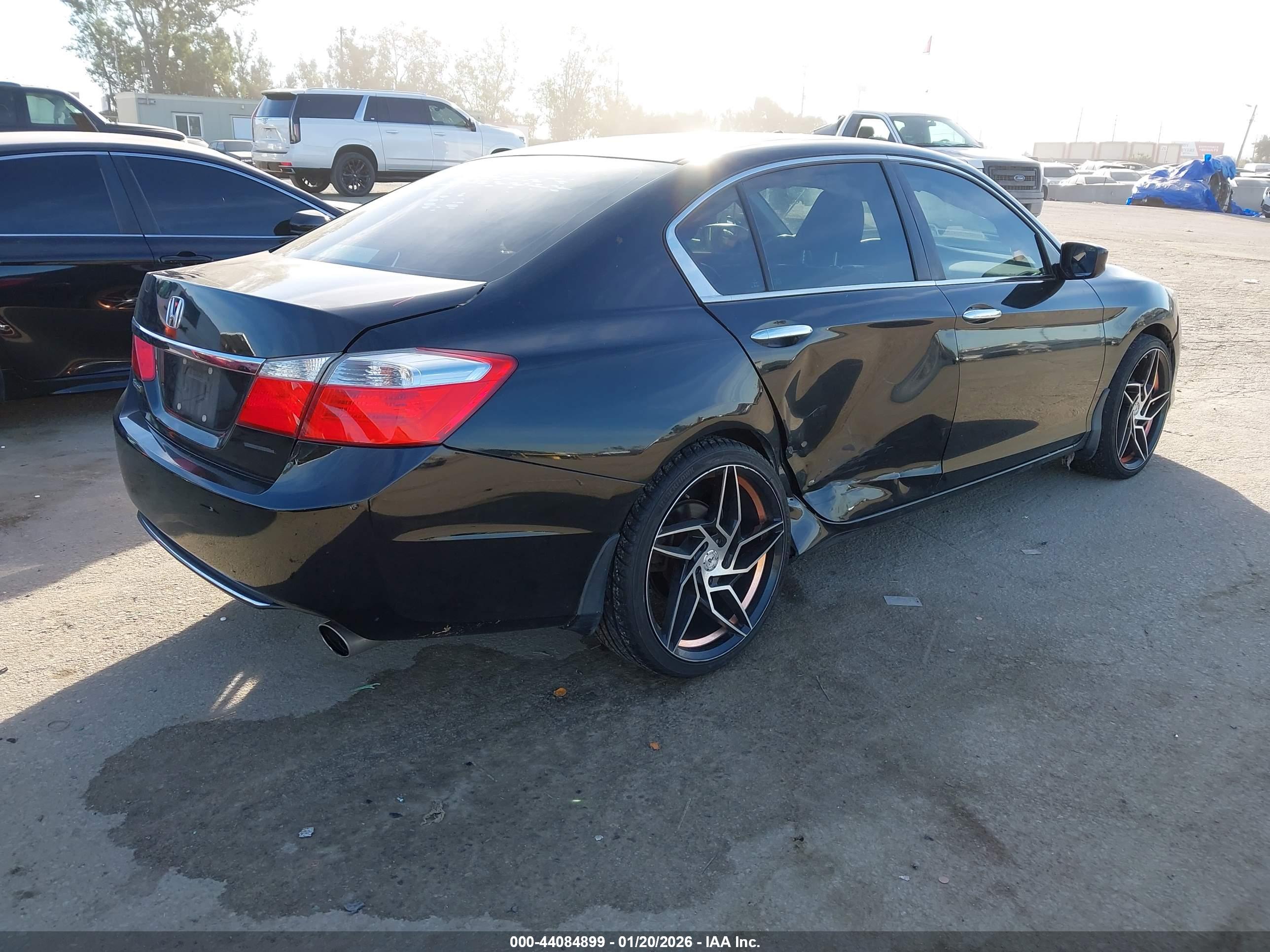 HONDA ACCORD image 4