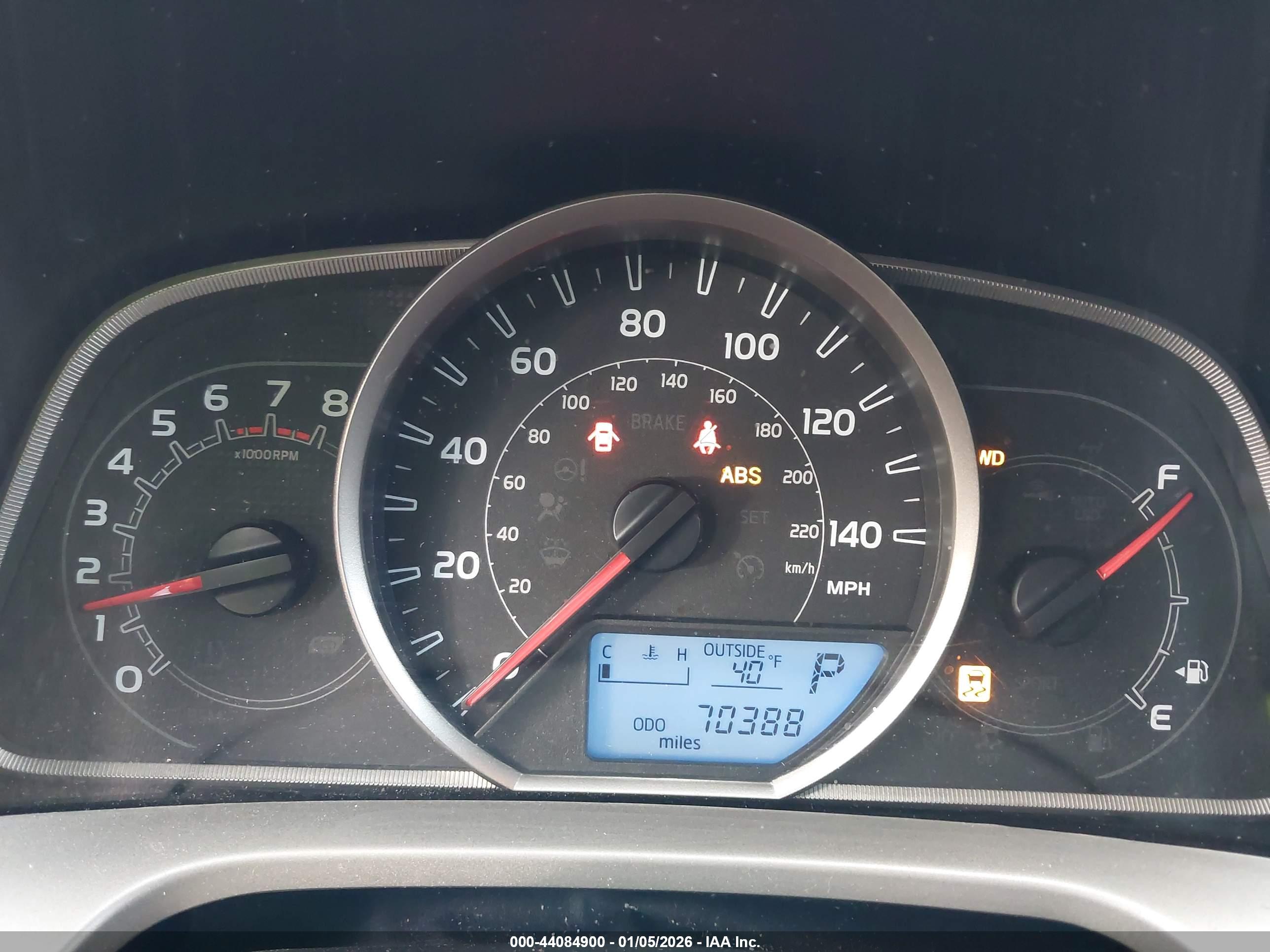 TOYOTA RAV4 image 7