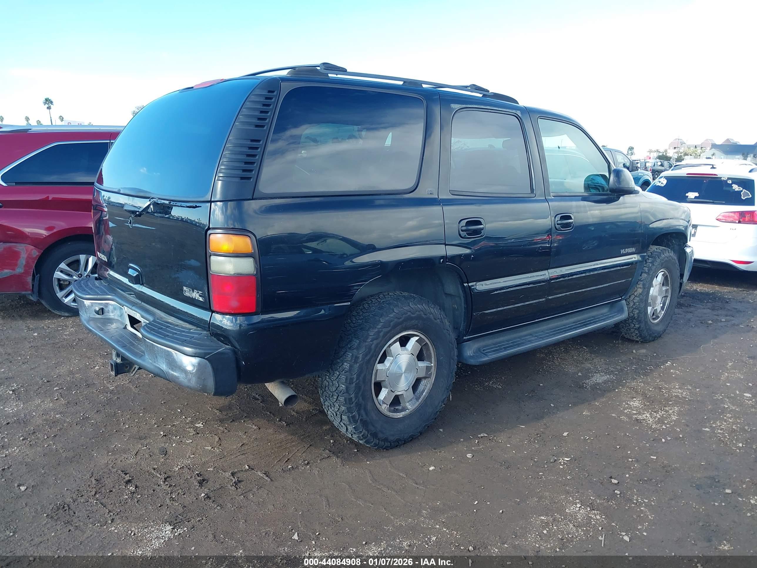GMC YUKON image 4