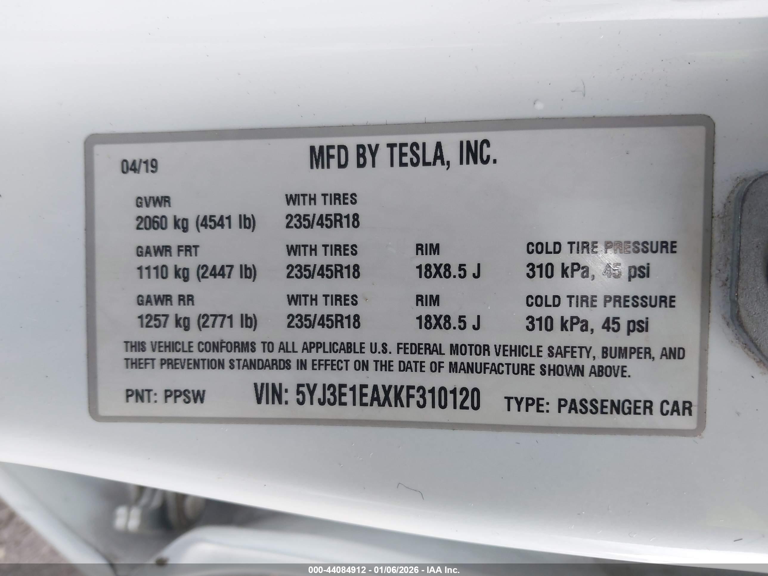 TESLA MODEL image 9