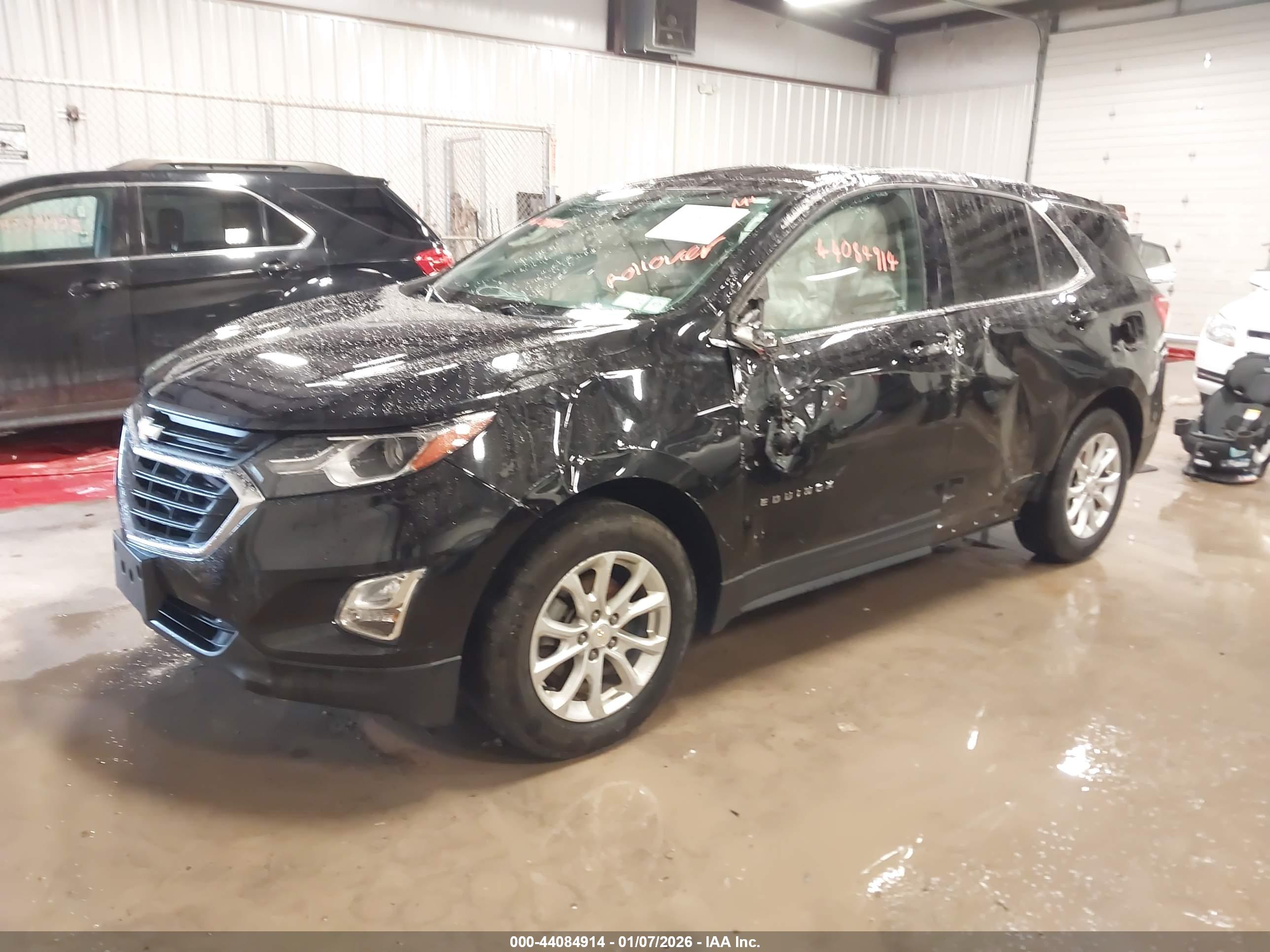 CHEVROLET EQUINOX image 2
