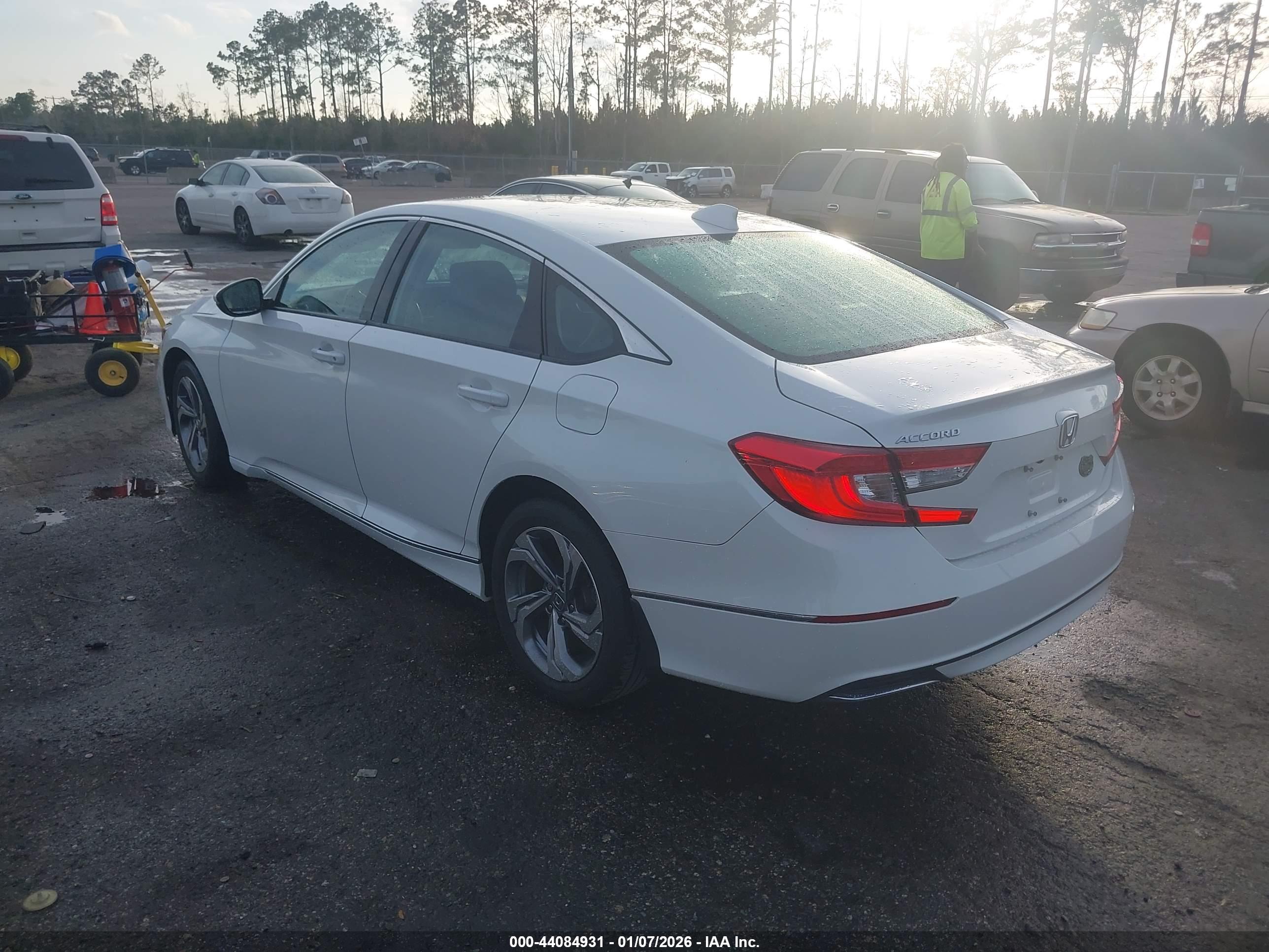 HONDA ACCORD image 3