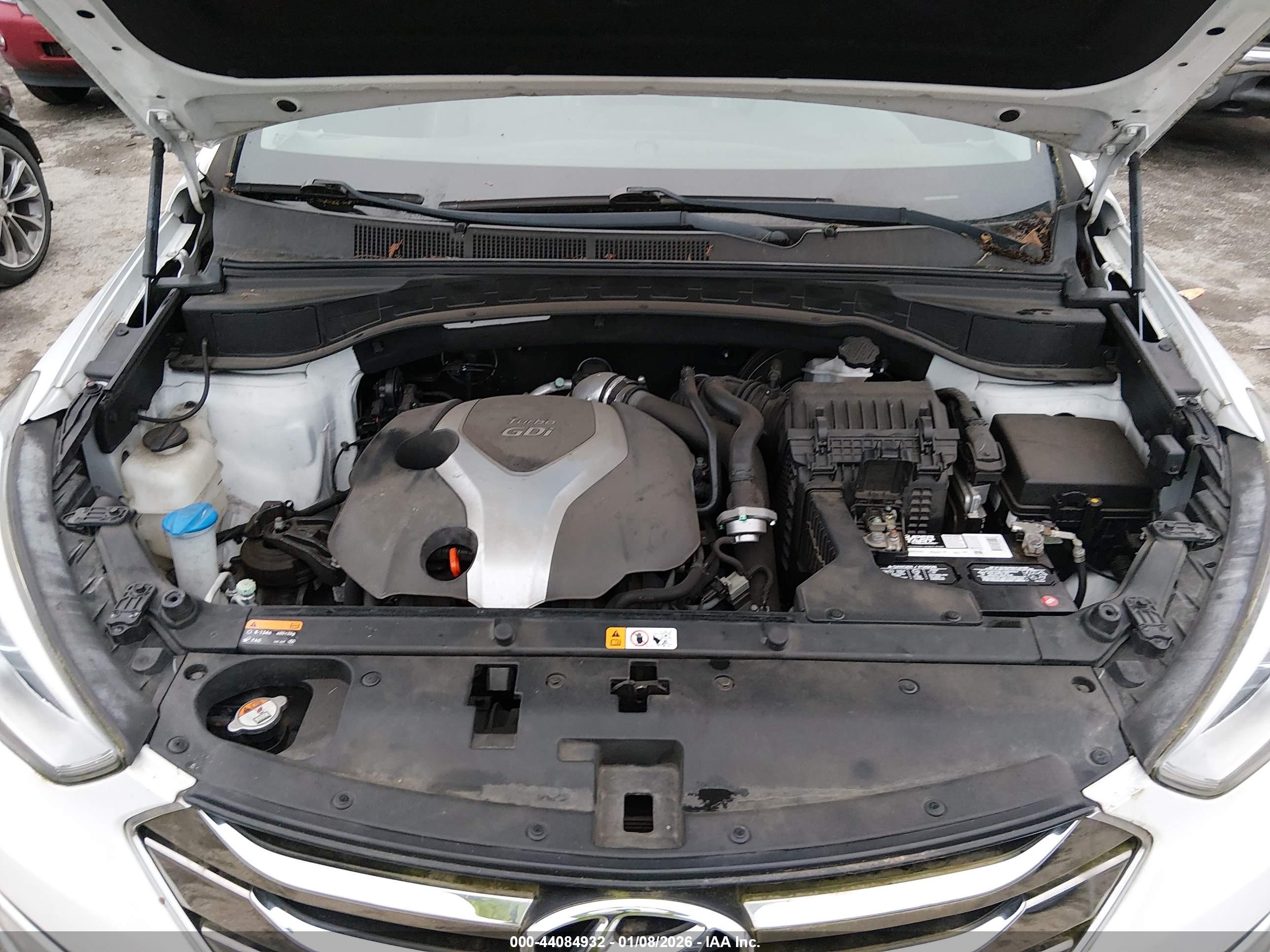 HYUNDAI SANTA image 10