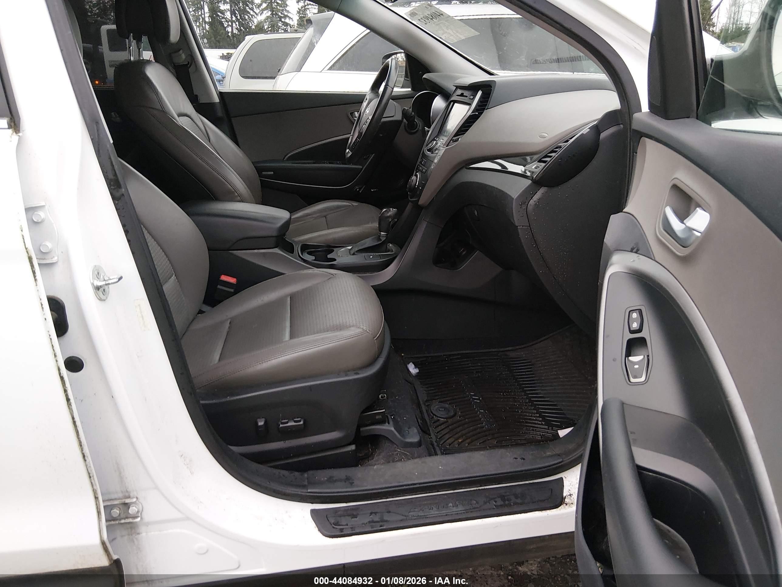HYUNDAI SANTA image 5