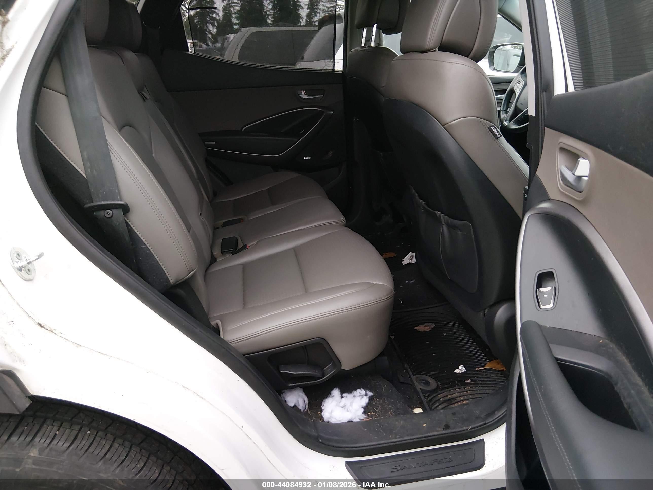 HYUNDAI SANTA image 8