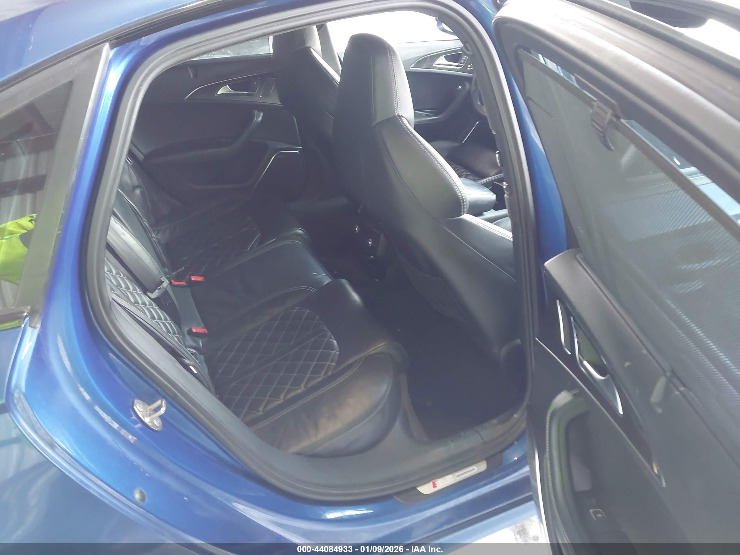 AUDI S6 image 8