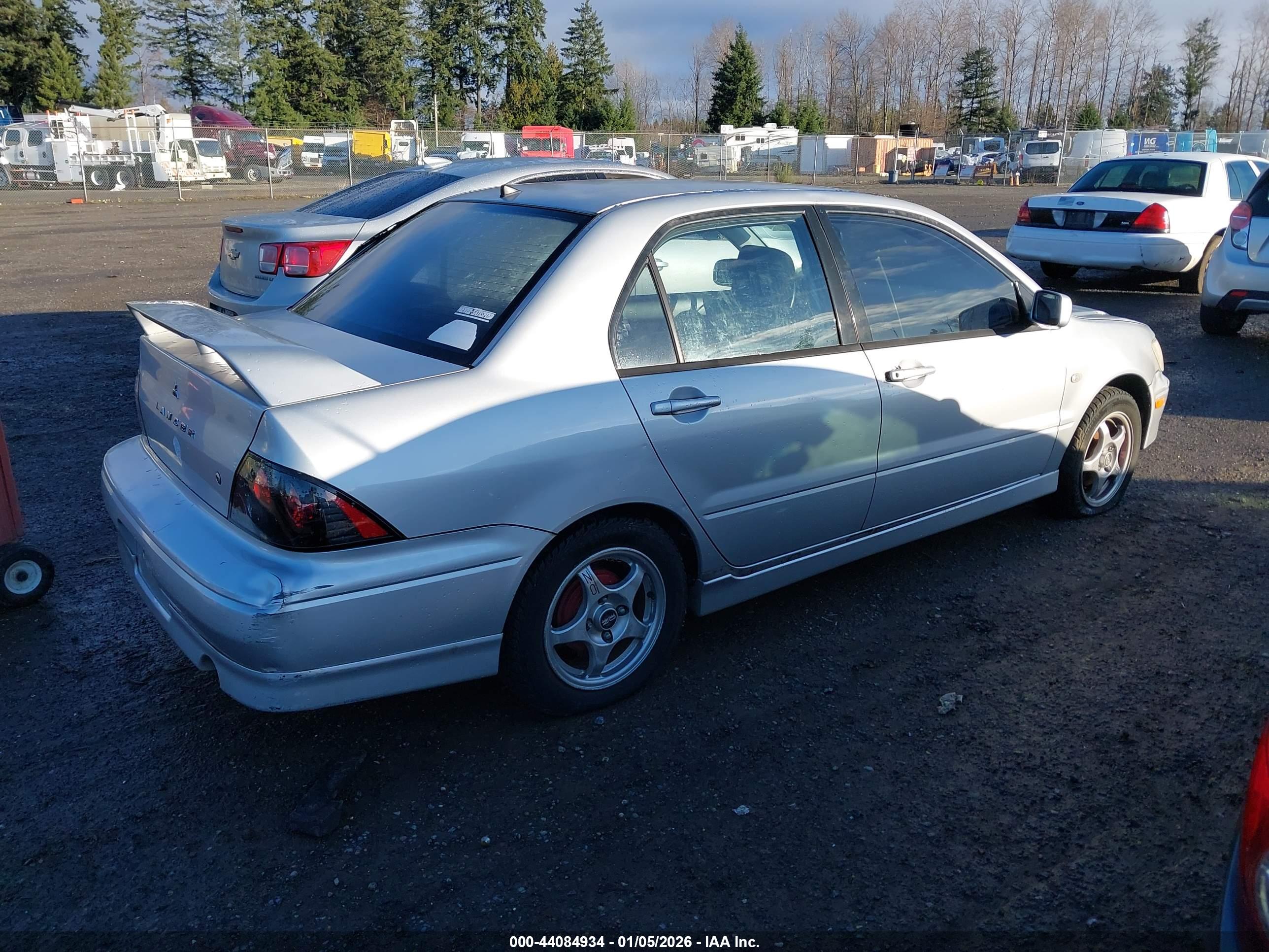 MITSUBISHI LANCER image 4