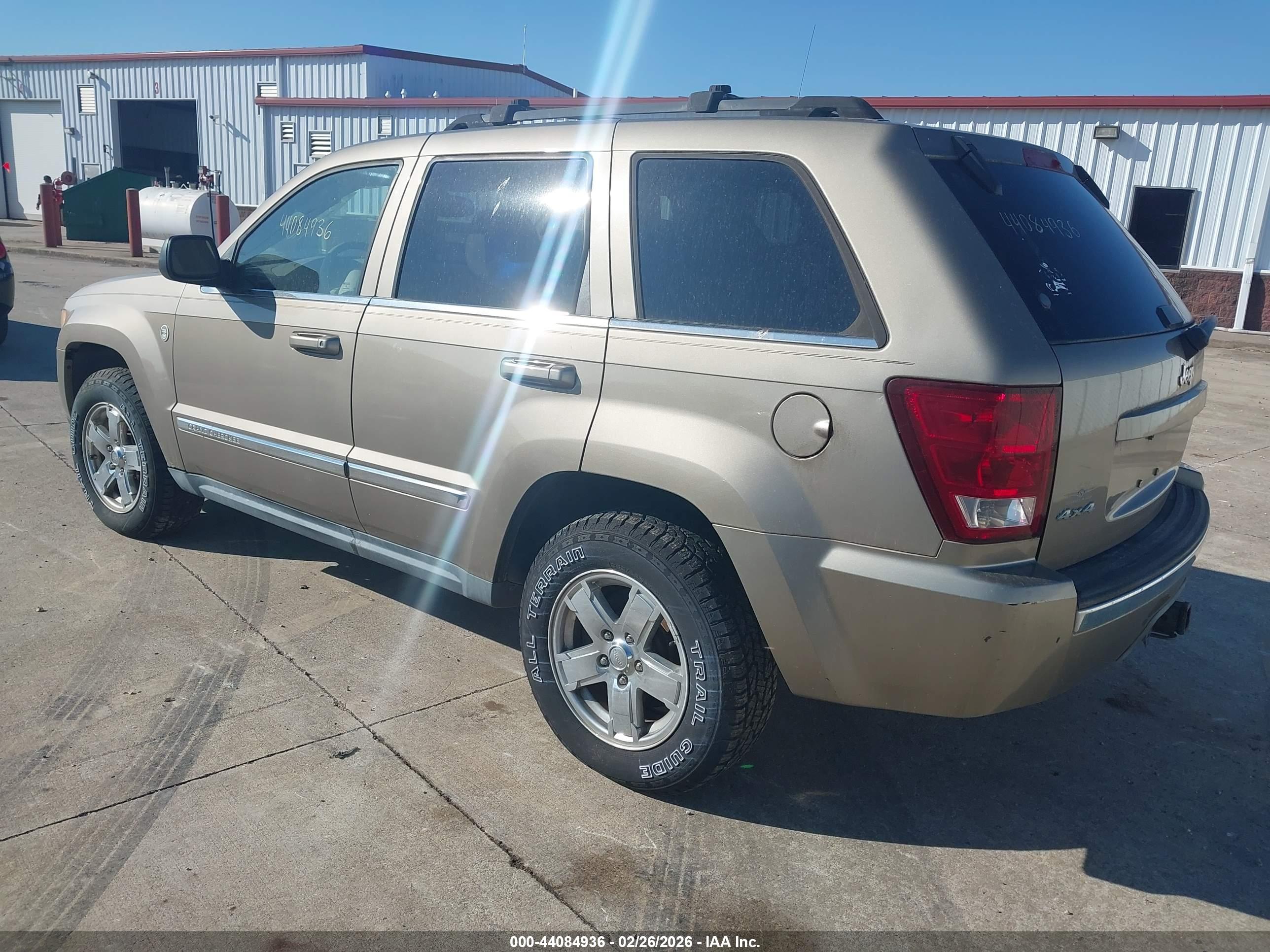 JEEP GRAND image 3
