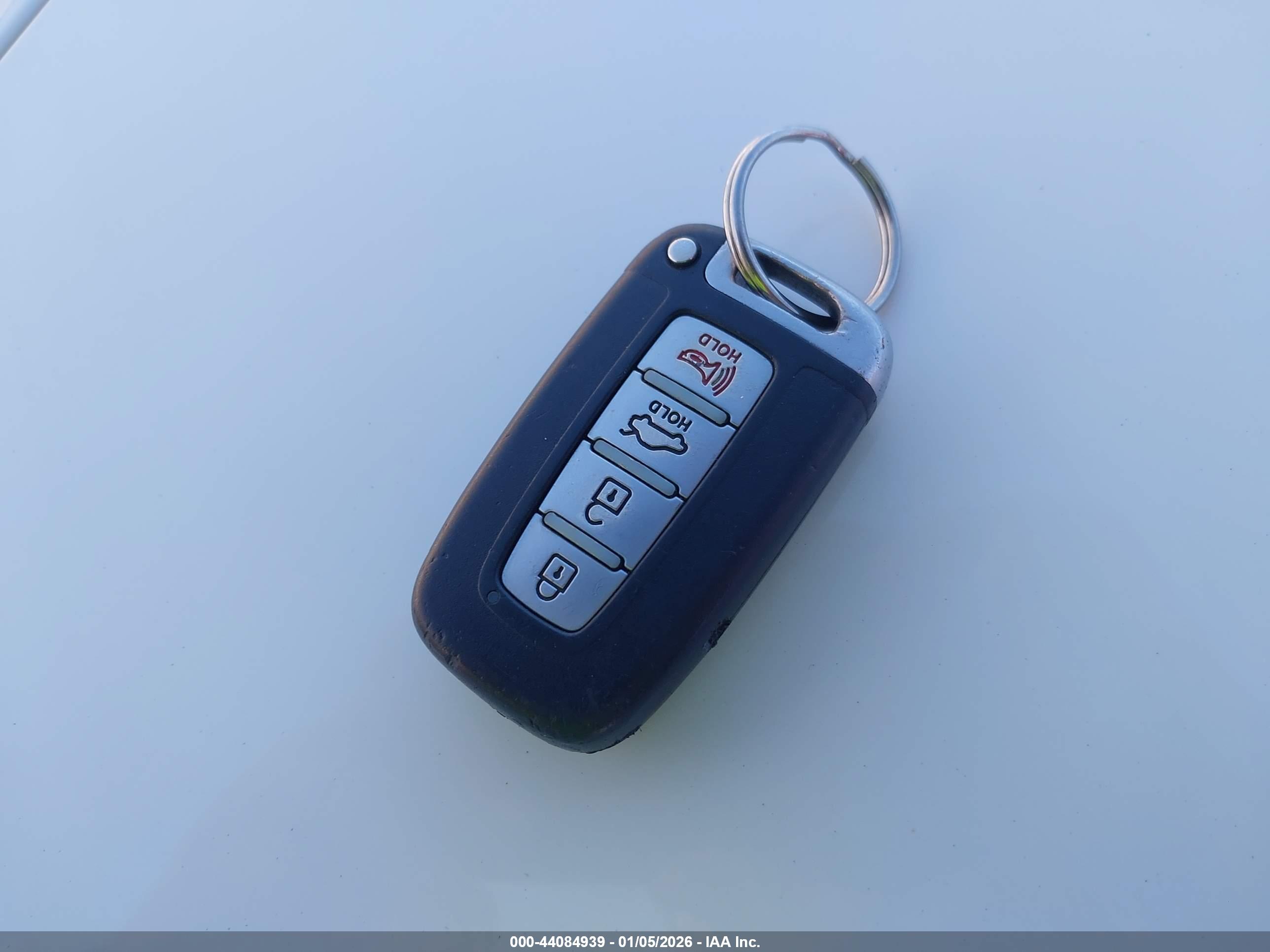 HYUNDAI SONATA image 11
