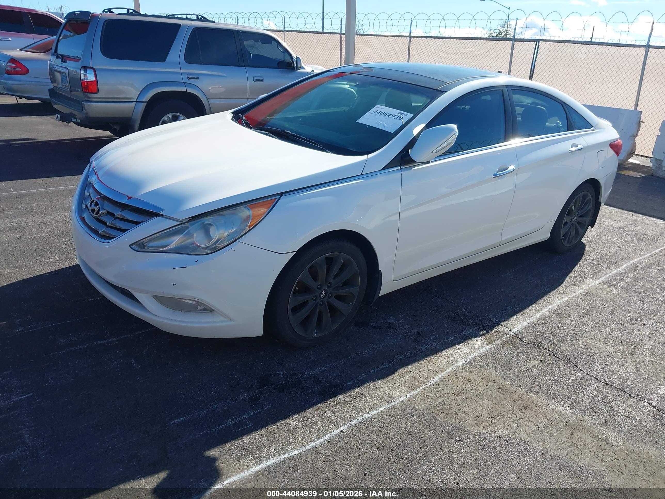 HYUNDAI SONATA image 6