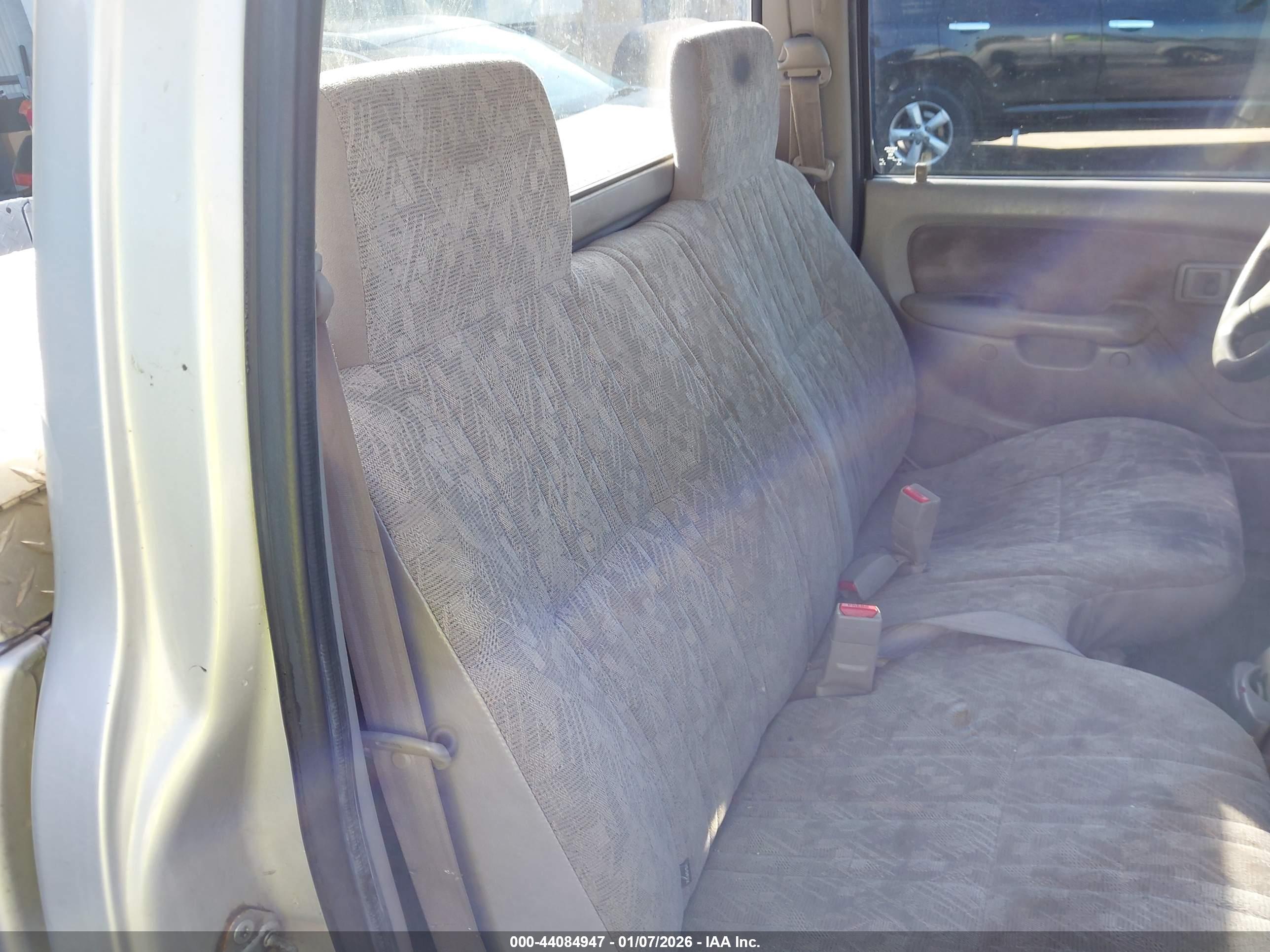 TOYOTA TACOMA image 8