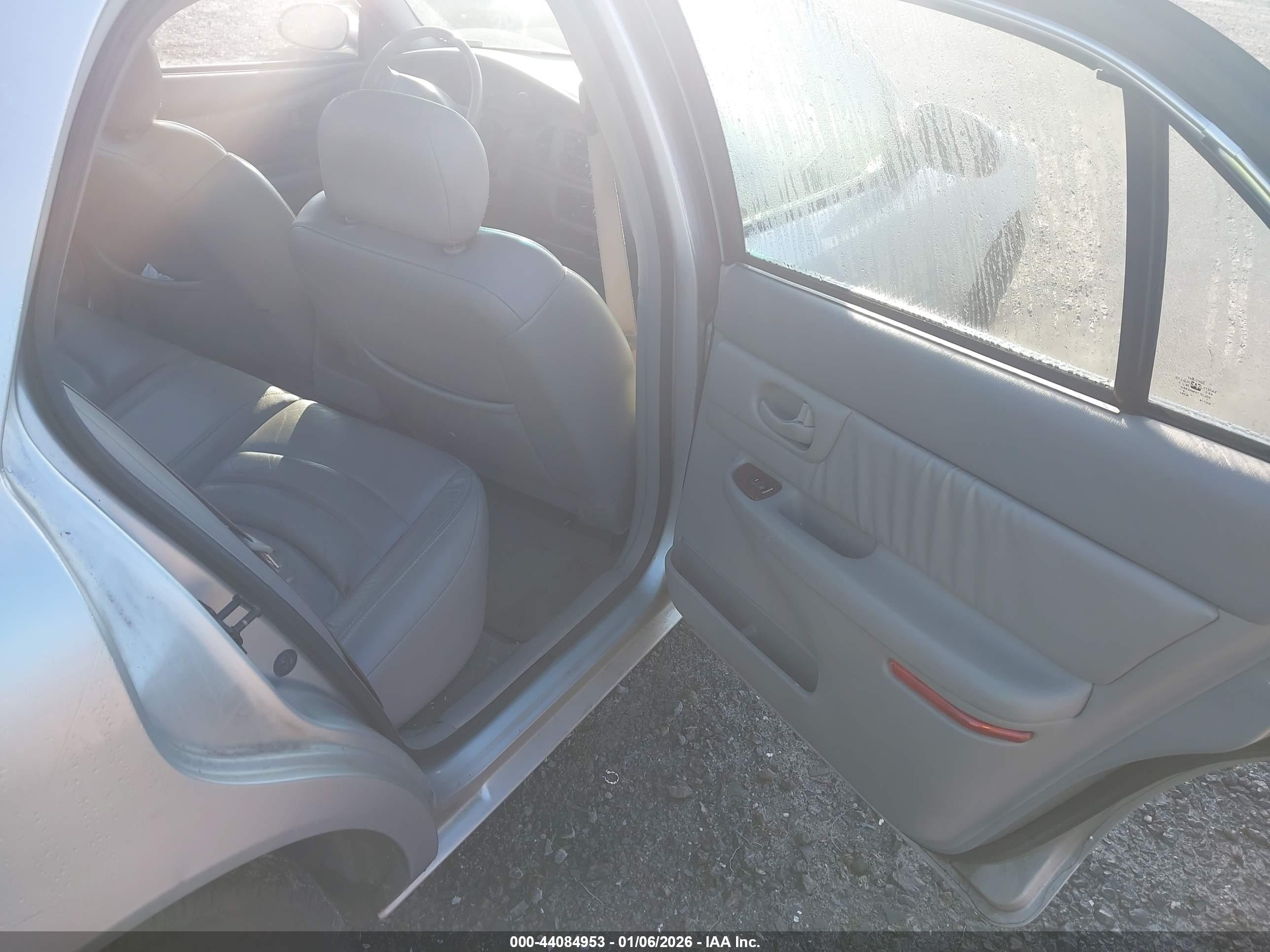 BUICK CENTURY image 8