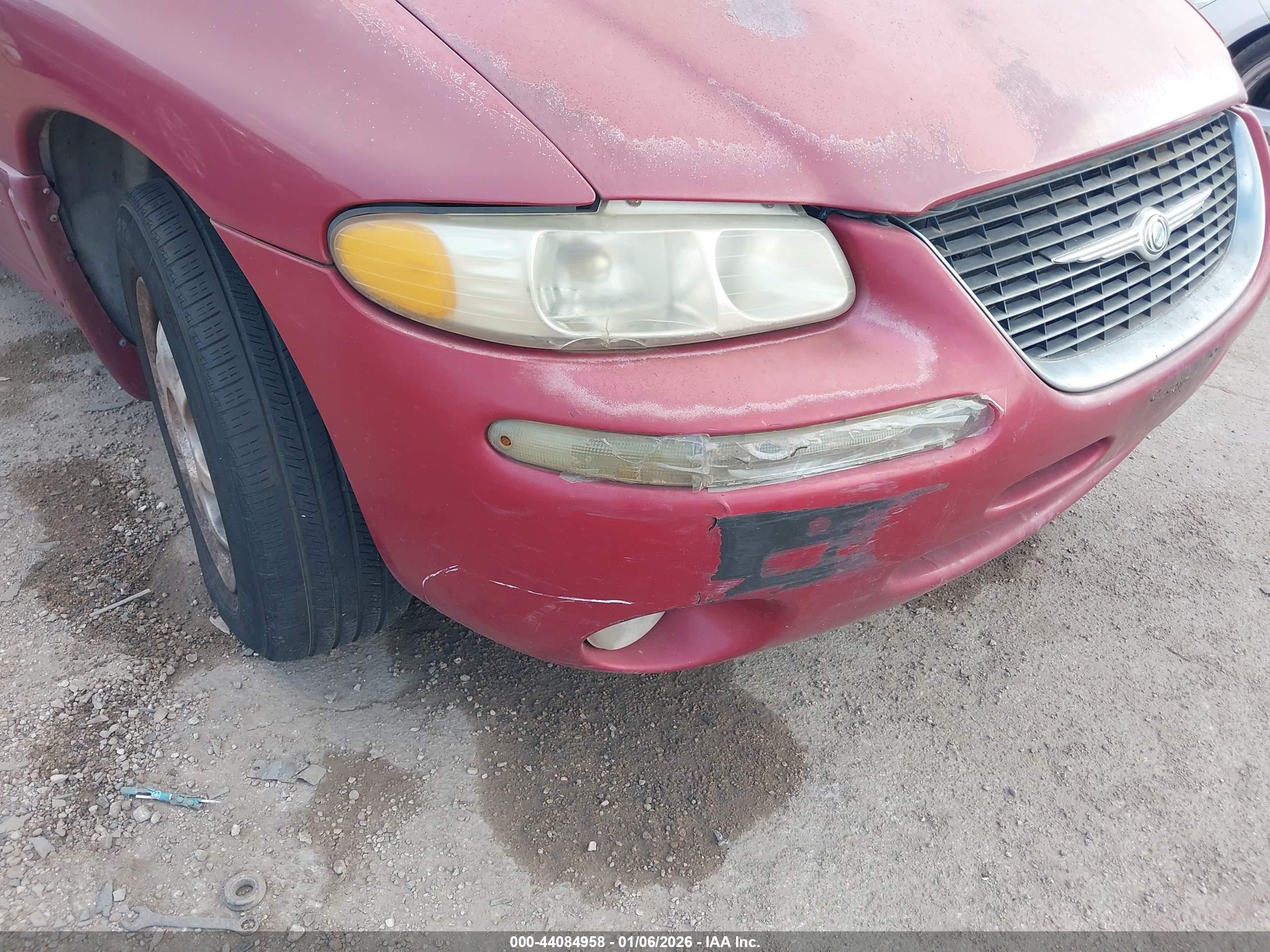 CHRYSLER TOWN image 6