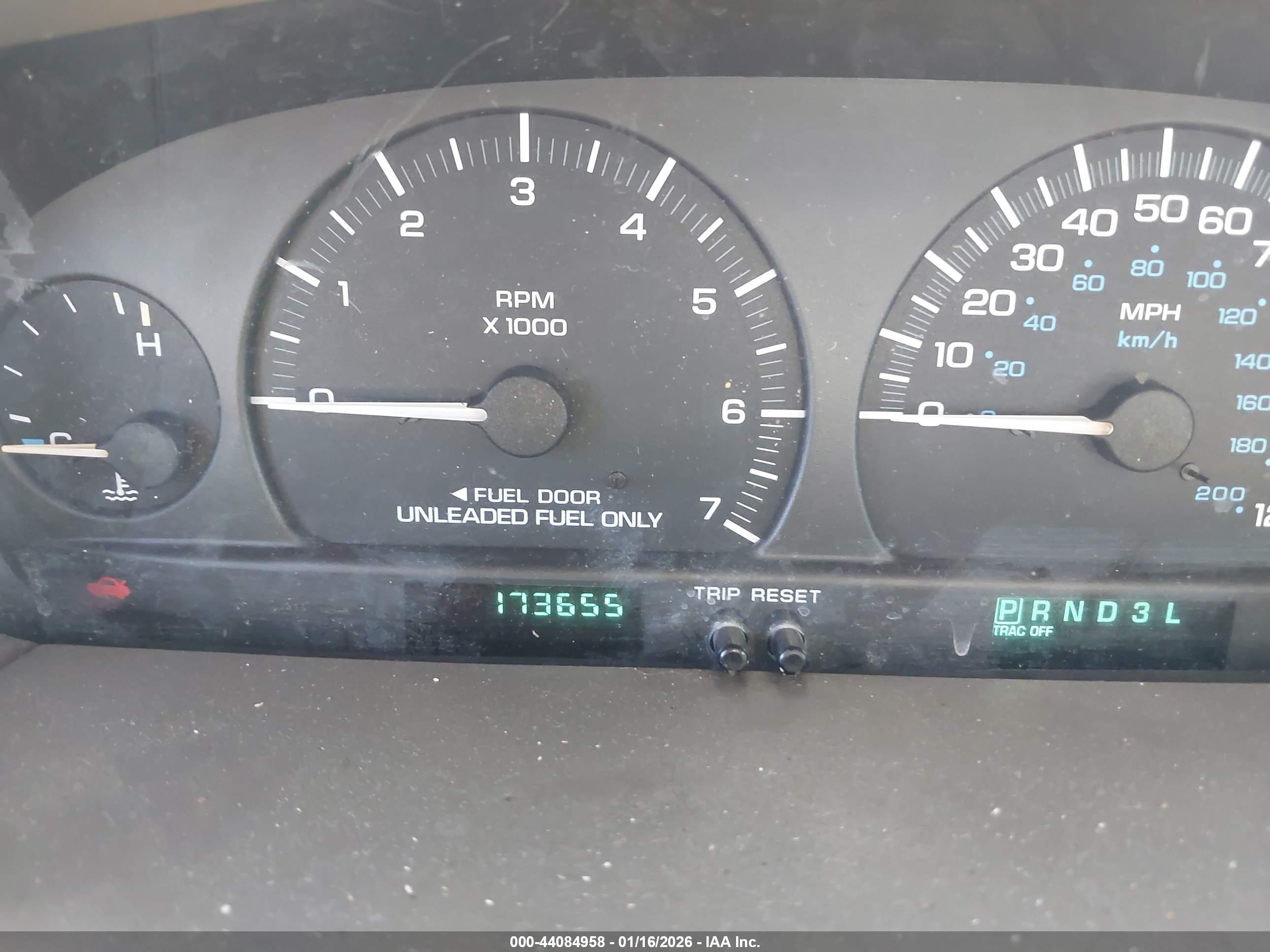 CHRYSLER TOWN image 7