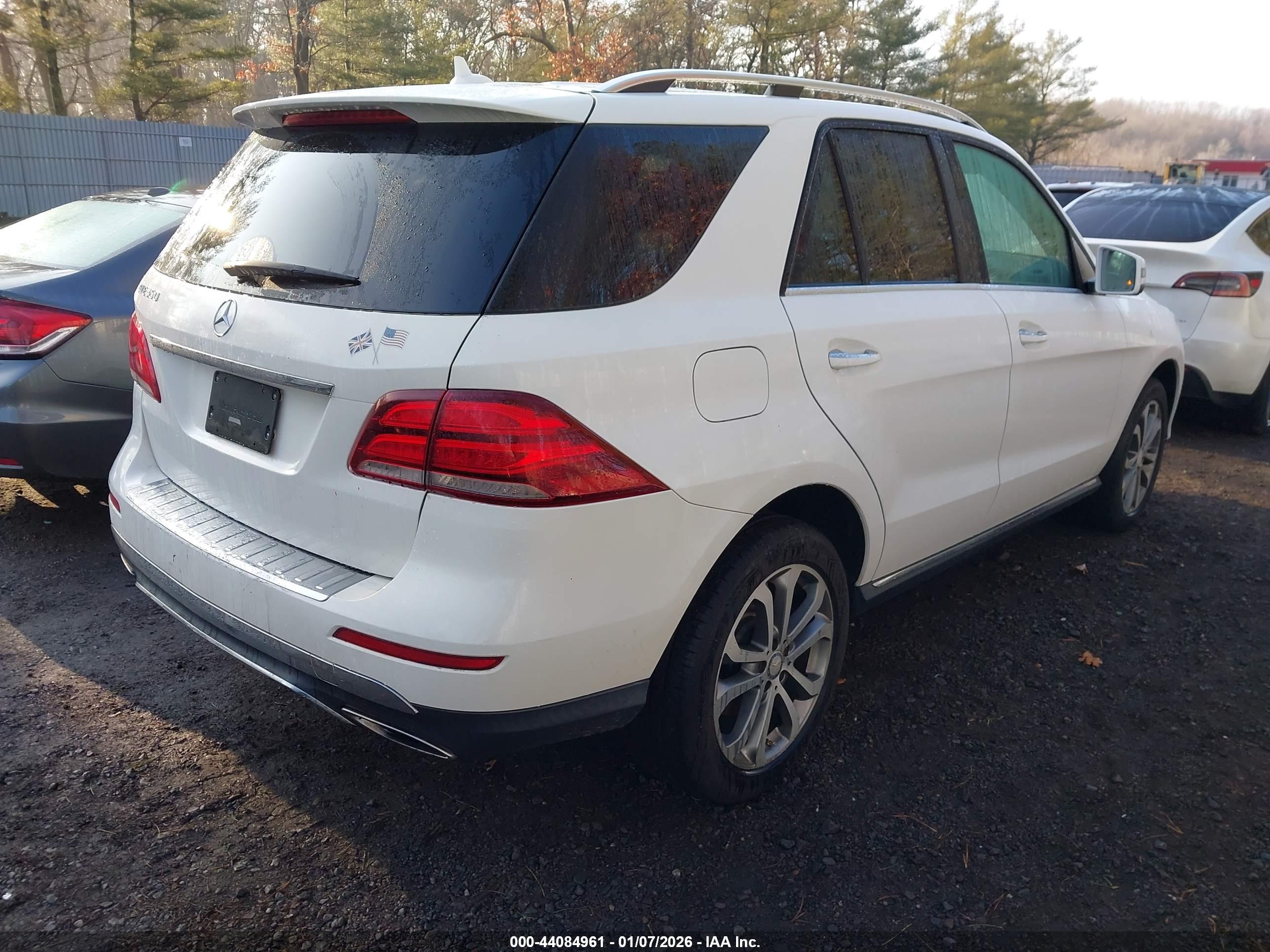 MERCEDES-BENZ GLE image 4