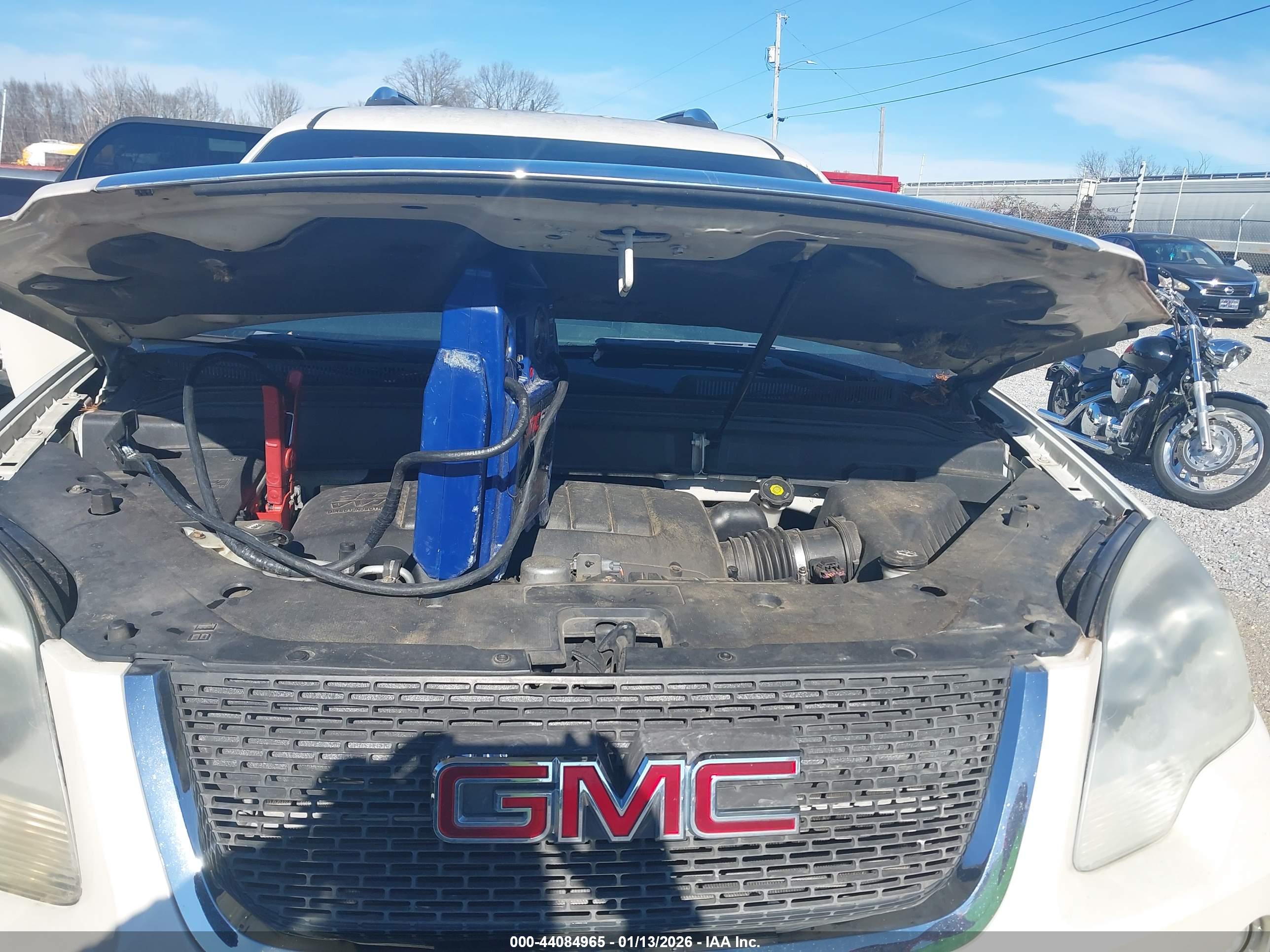 GMC ACADIA image 10