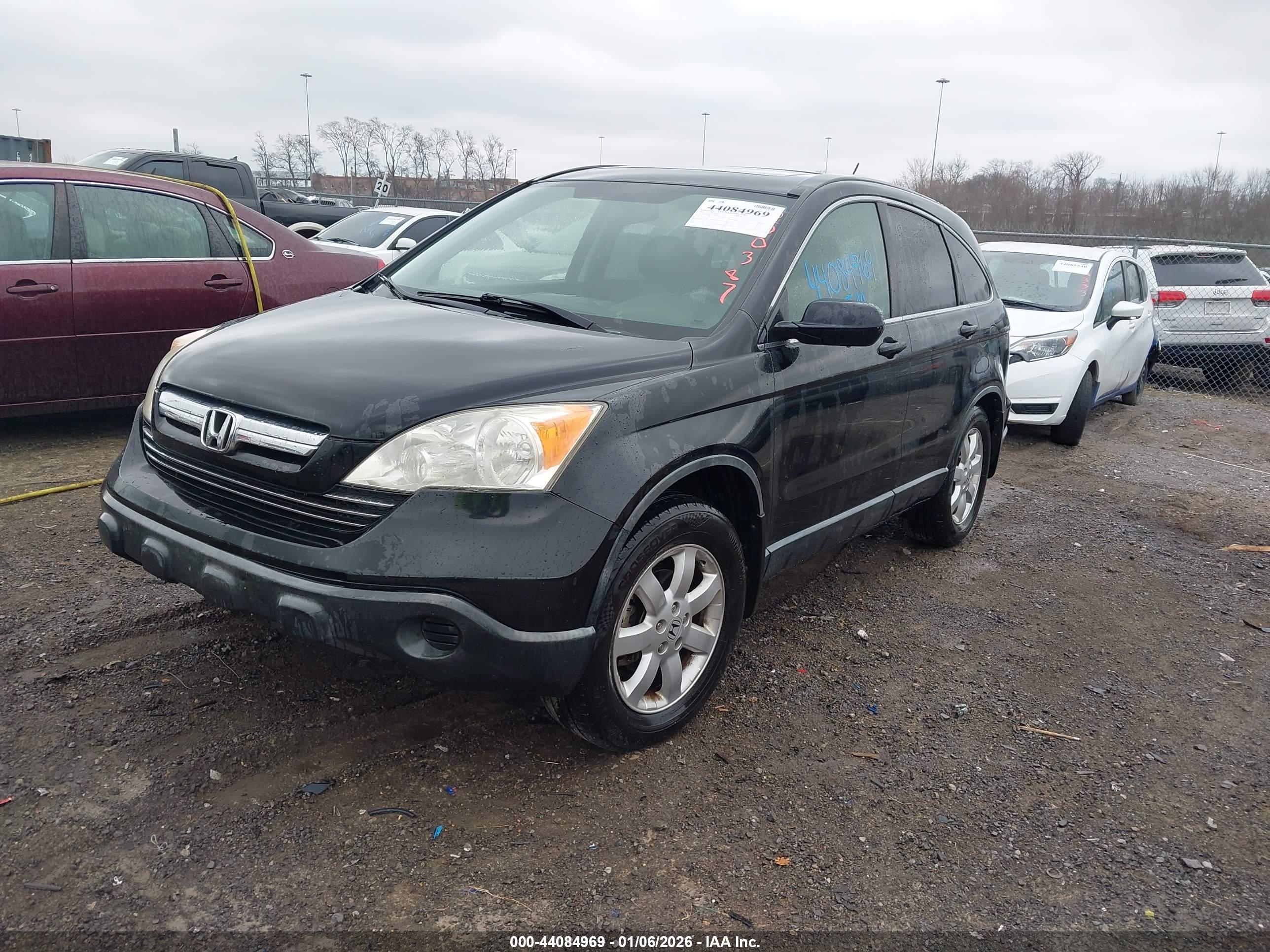 HONDA CR-V image 2
