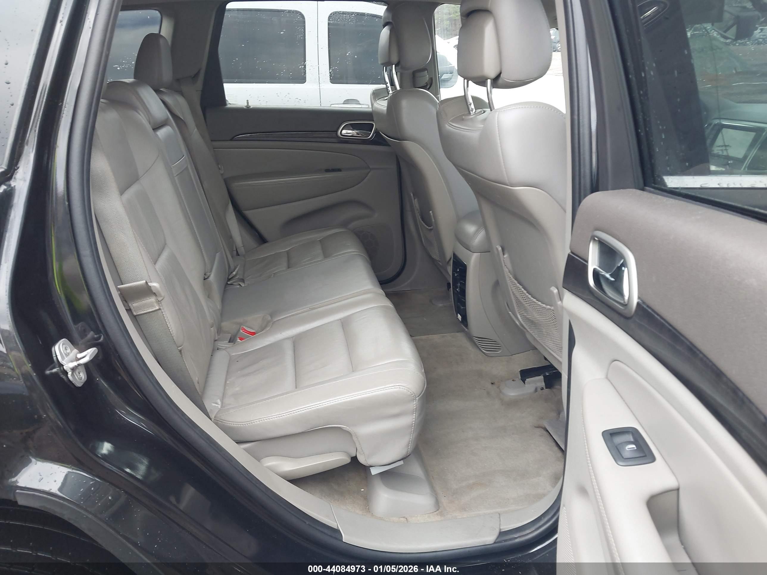 JEEP GRAND image 8