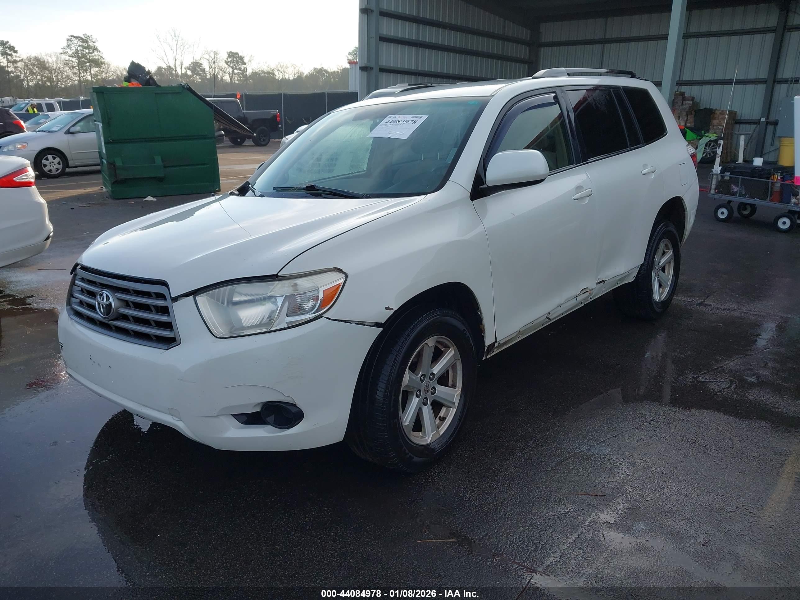 TOYOTA HIGHLANDER image 2